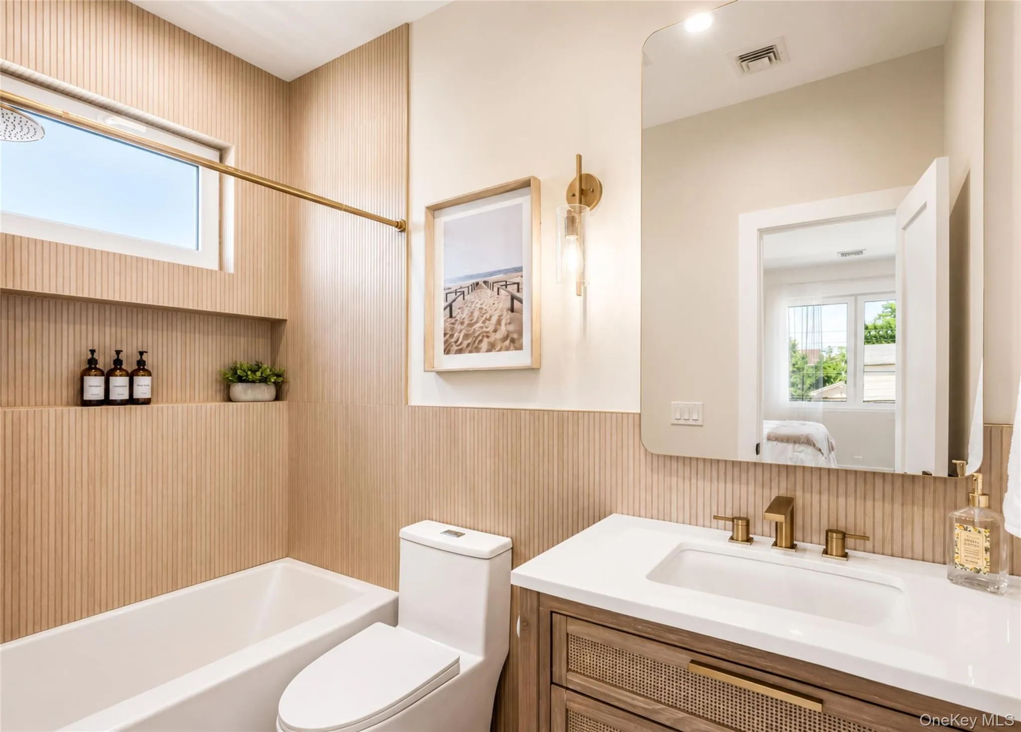 2412 Amherst Street, Hempstead, NY, 5 Bedrooms Bedrooms, 10 Rooms Rooms,4 BathroomsBathrooms,Residential,For Rent,Amherst,0,1008284 2412 Amherst Street, Hempstead, NY, 5 Bedrooms Bedrooms, 10 Rooms Rooms,4 BathroomsBathrooms,Residential,For Rent,Amherst,0,1008284
