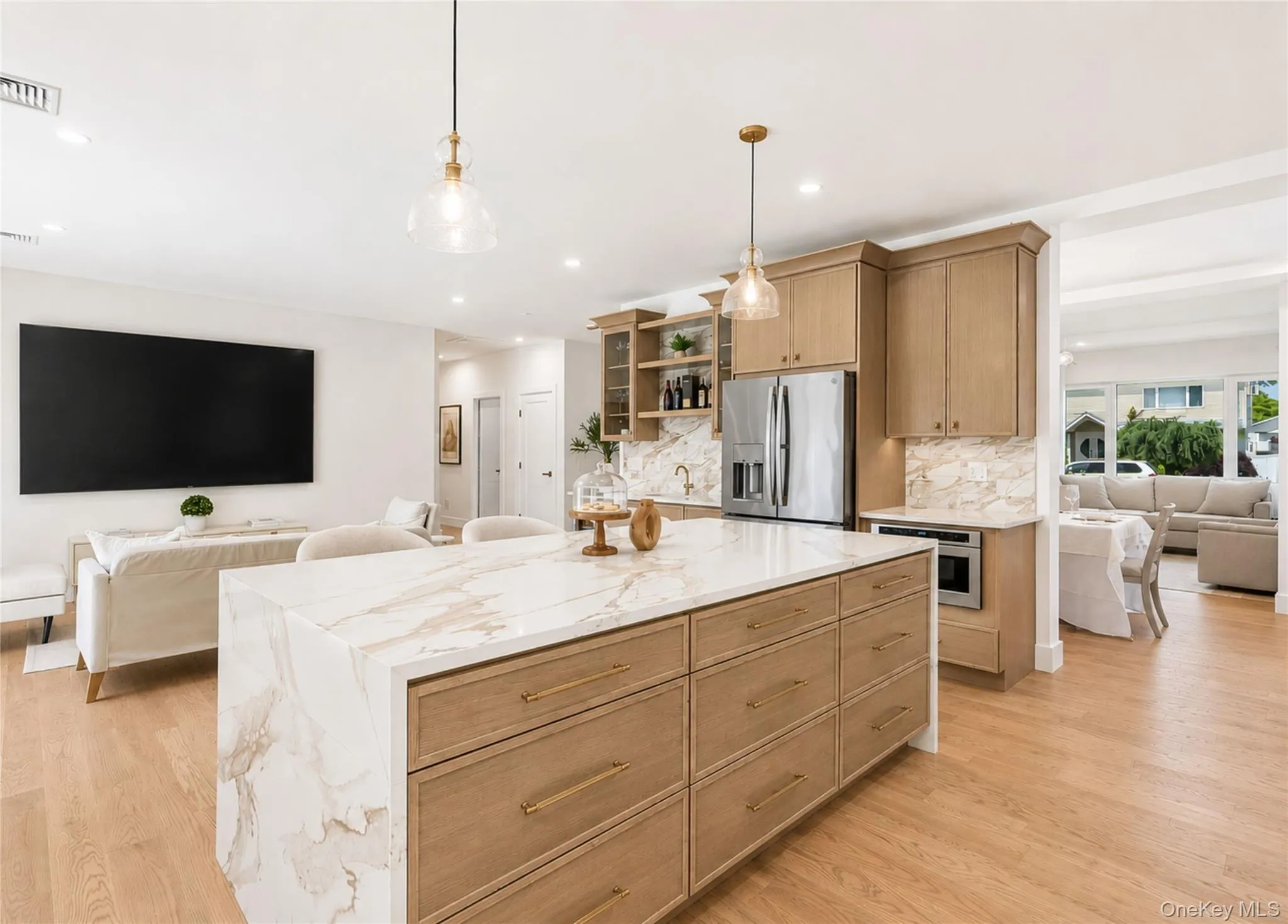 2412 Amherst Street, Hempstead, NY, 5 Bedrooms Bedrooms, 10 Rooms Rooms,4 BathroomsBathrooms,Residential,For Rent,Amherst,0,1008284 2412 Amherst Street, Hempstead, NY, 5 Bedrooms Bedrooms, 10 Rooms Rooms,4 BathroomsBathrooms,Residential,For Rent,Amherst,0,1008284