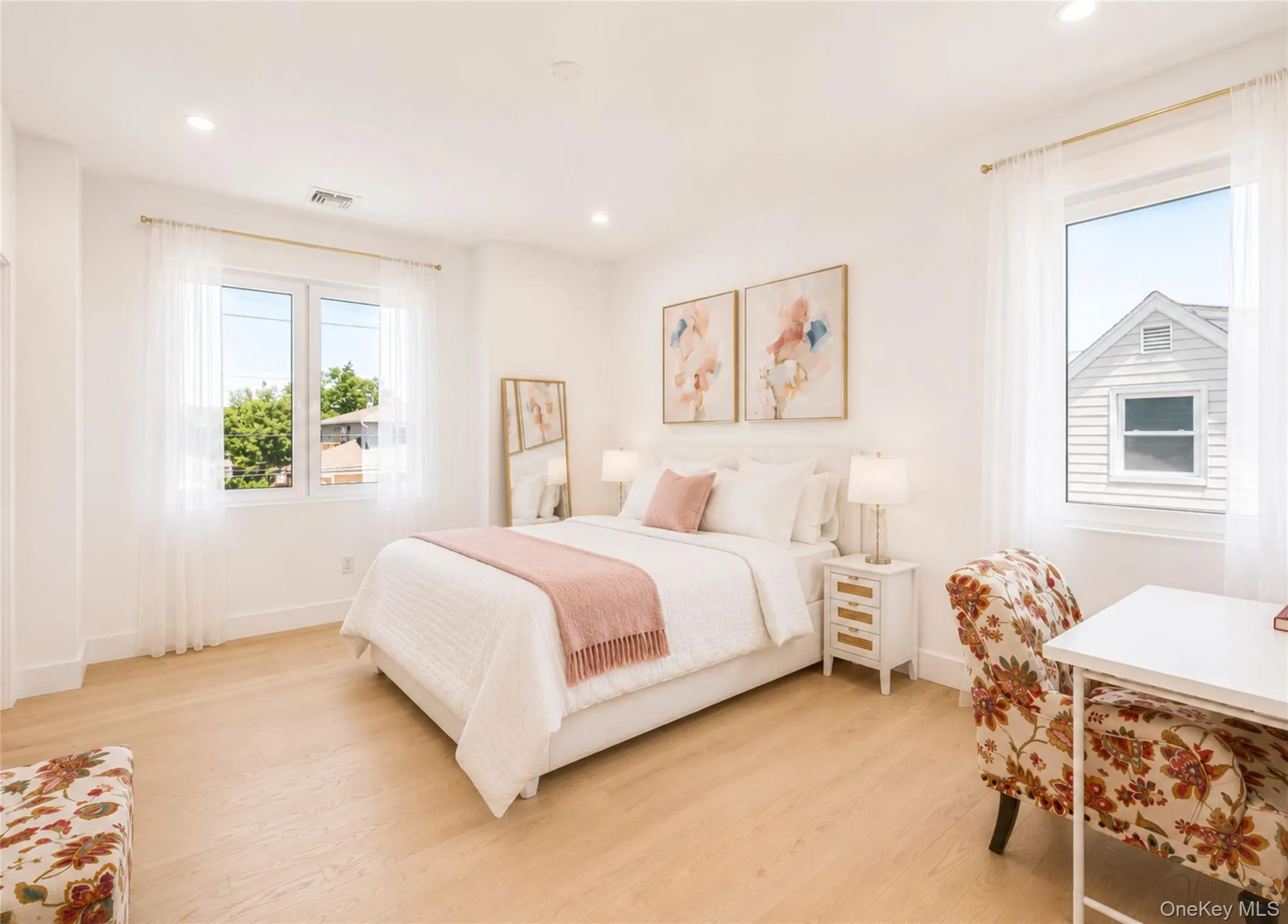 2412 Amherst Street, Hempstead, NY, 5 Bedrooms Bedrooms, 10 Rooms Rooms,4 BathroomsBathrooms,Residential,For Rent,Amherst,0,1008284 2412 Amherst Street, Hempstead, NY, 5 Bedrooms Bedrooms, 10 Rooms Rooms,4 BathroomsBathrooms,Residential,For Rent,Amherst,0,1008284