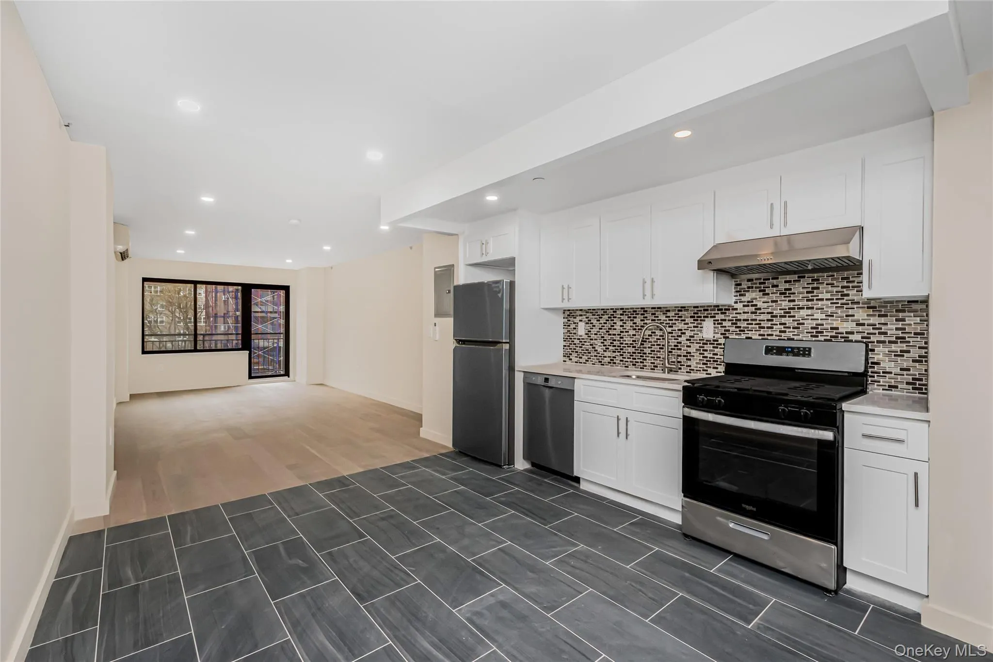 3641 johnson Avenue, New York, NY, 1 Bedroom Bedrooms, 3 Rooms Rooms,1 BathroomBathrooms,Residential Lease,For Rent,johnson,0,1008285 3641 johnson Avenue, New York, NY, 1 Bedroom Bedrooms, 3 Rooms Rooms,1 BathroomBathrooms,Residential Lease,For Rent,johnson,0,1008285