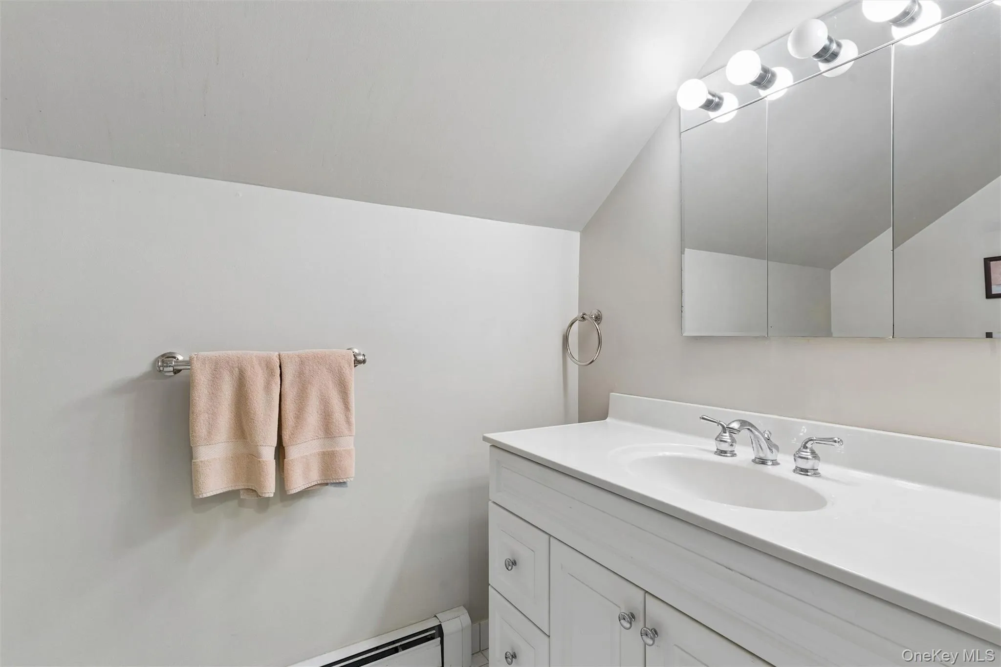 142 Rockaway Avenue, Hempstead, NY, 3 Bedrooms Bedrooms, 8 Rooms Rooms,3 BathroomsBathrooms,Residential,For Rent,Rockaway,0,1008286 142 Rockaway Avenue, Hempstead, NY, 3 Bedrooms Bedrooms, 8 Rooms Rooms,3 BathroomsBathrooms,Residential,For Rent,Rockaway,0,1008286