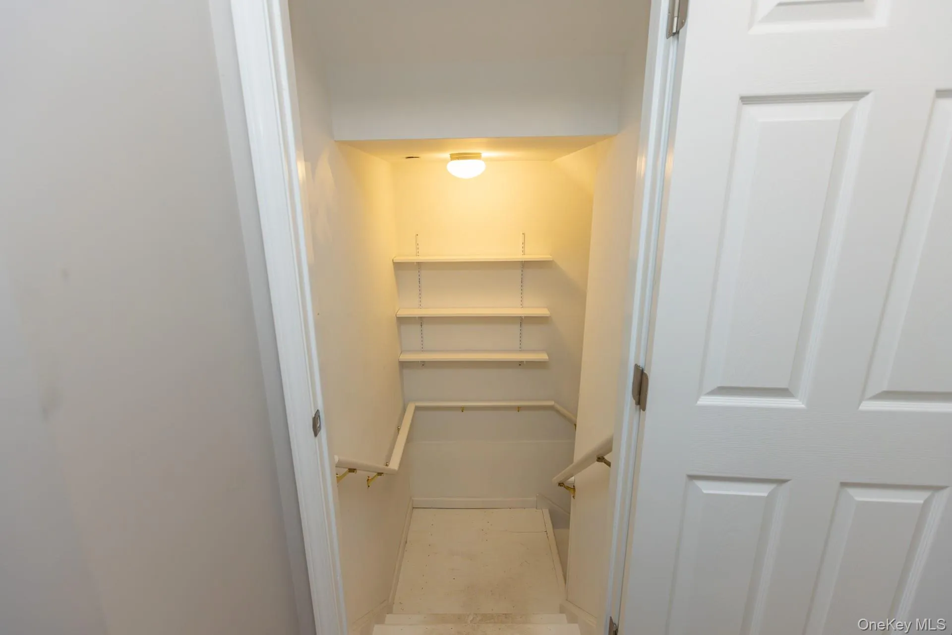 202 Crystal Hill Lane, Poughkeepsie, NY, 2 Bedrooms Bedrooms, 6 Rooms Rooms,2 BathroomsBathrooms,Residential,For Rent,Crystal Hill,0,1008288 202 Crystal Hill Lane, Poughkeepsie, NY, 2 Bedrooms Bedrooms, 6 Rooms Rooms,2 BathroomsBathrooms,Residential,For Rent,Crystal Hill,0,1008288