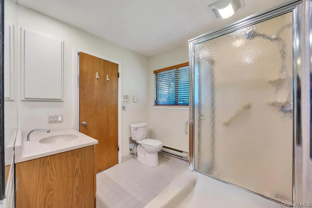 73 Pond Lane, Smithtown, NY, 2 Bedrooms Bedrooms, 6 Rooms Rooms,2 BathroomsBathrooms,Residential,For Rent,Pond,0,1008290 73 Pond Lane, Smithtown, NY, 2 Bedrooms Bedrooms, 6 Rooms Rooms,2 BathroomsBathrooms,Residential,For Rent,Pond,0,1008290