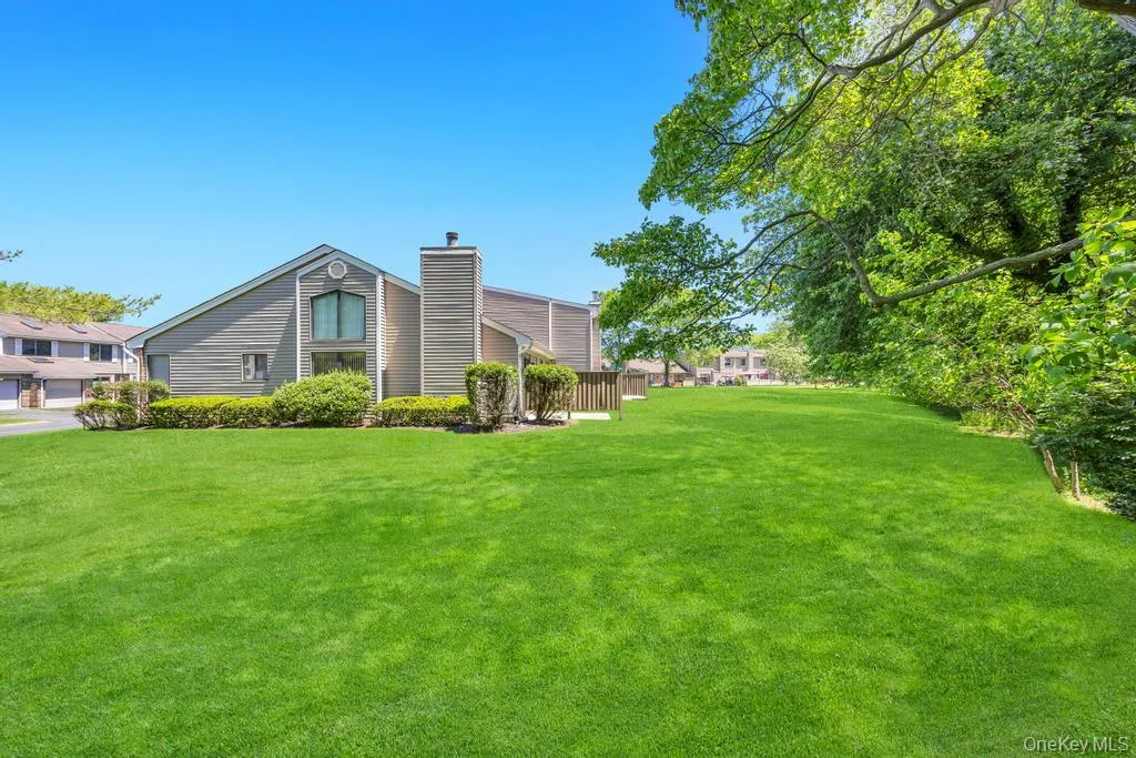 73 Pond Lane, Smithtown, NY, 2 Bedrooms Bedrooms, 6 Rooms Rooms,2 BathroomsBathrooms,Residential,For Rent,Pond,0,1008290 73 Pond Lane, Smithtown, NY, 2 Bedrooms Bedrooms, 6 Rooms Rooms,2 BathroomsBathrooms,Residential,For Rent,Pond,0,1008290