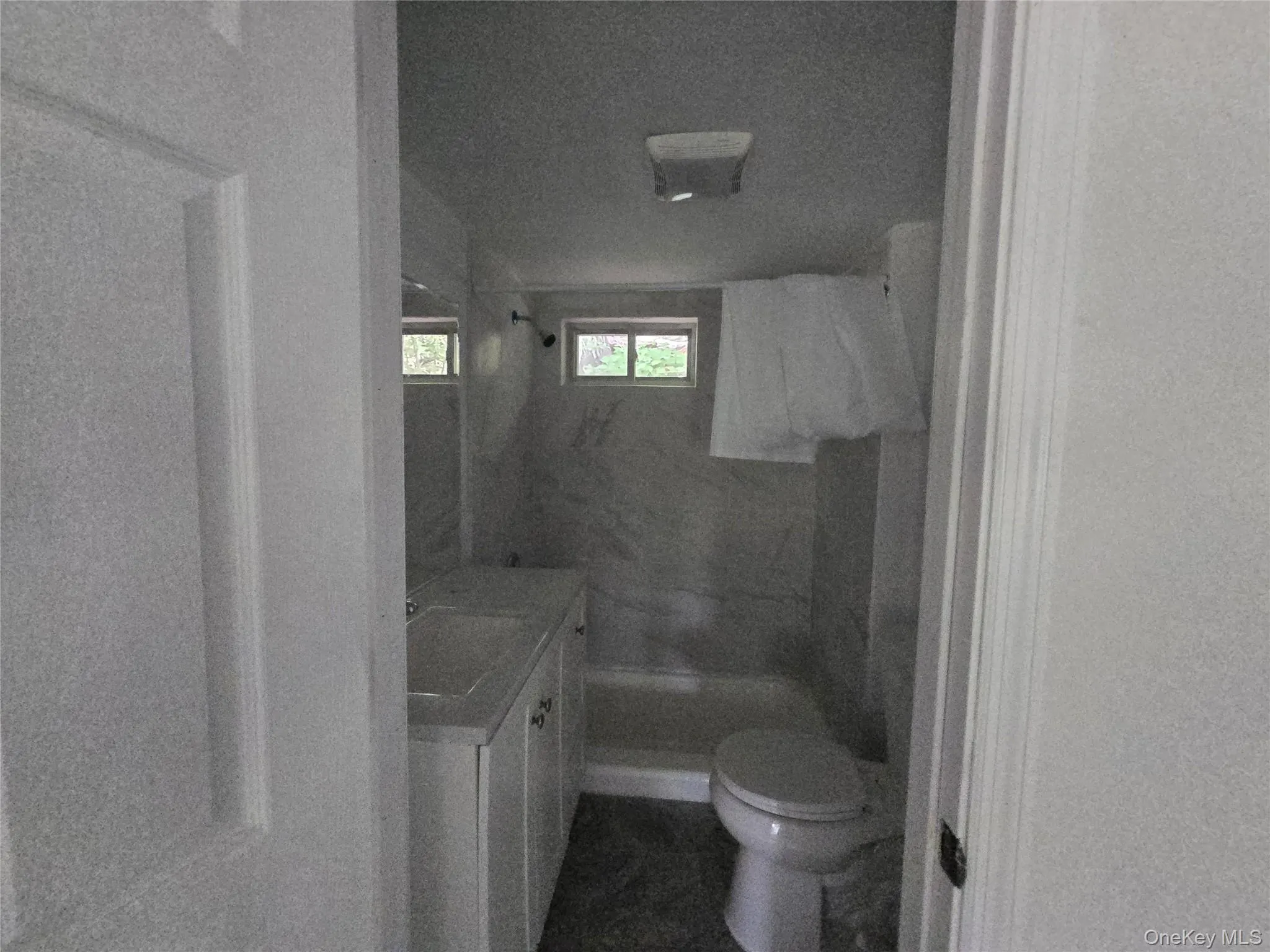 13 Shore Drive, Middletown, NY, 3 Bedrooms Bedrooms, 8 Rooms Rooms,3 BathroomsBathrooms,Residential,For Rent,Shore,0,1008293 13 Shore Drive, Middletown, NY, 3 Bedrooms Bedrooms, 8 Rooms Rooms,3 BathroomsBathrooms,Residential,For Rent,Shore,0,1008293