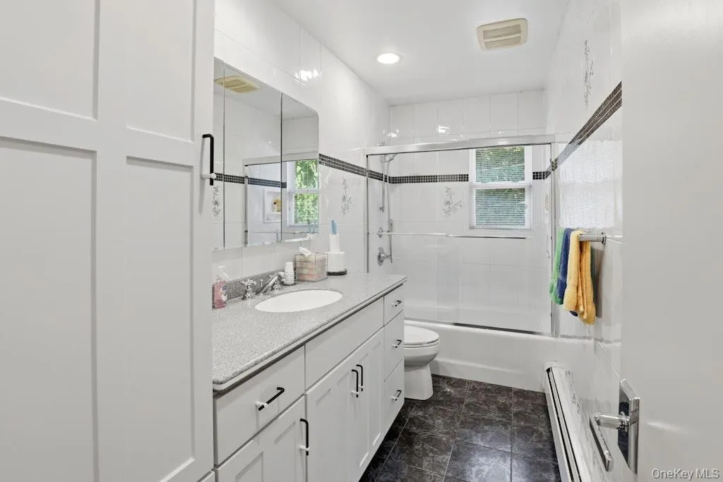36 Harriet Drive, Oyster Bay, NY, 3 Bedrooms Bedrooms, 8 Rooms Rooms,2 BathroomsBathrooms,Residential,For Rent,Harriet,0,1008294 36 Harriet Drive, Oyster Bay, NY, 3 Bedrooms Bedrooms, 8 Rooms Rooms,2 BathroomsBathrooms,Residential,For Rent,Harriet,0,1008294