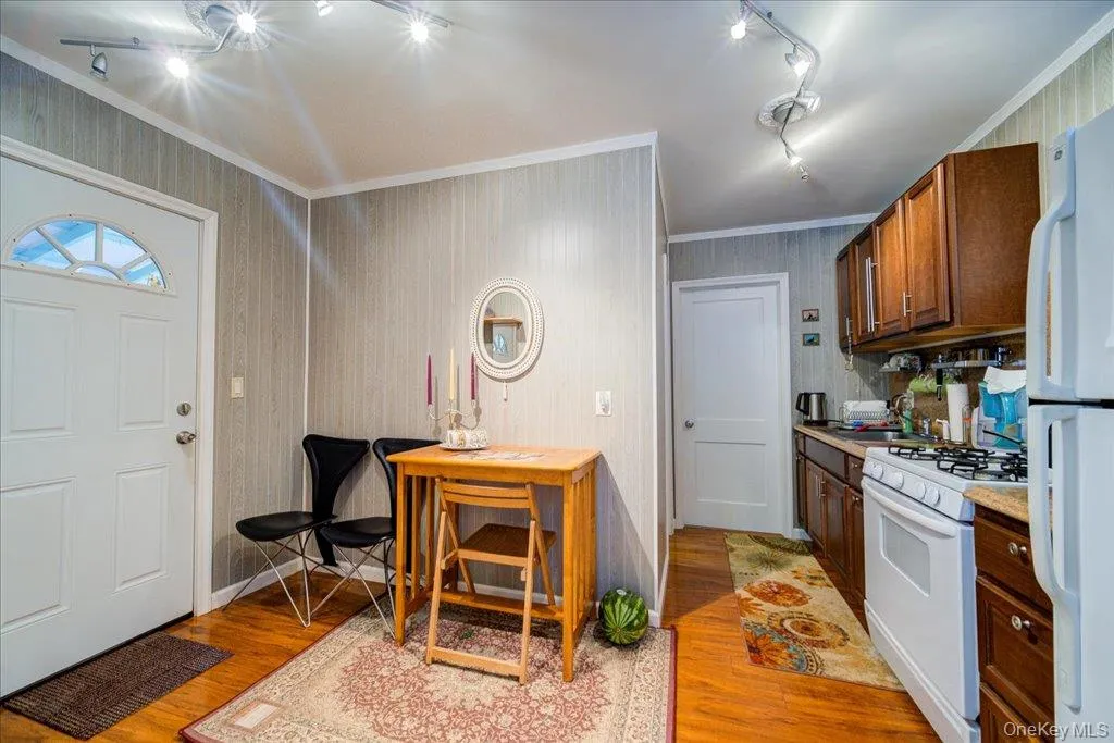 19 Nature Way, Thompson, NY, 3 Bedrooms Bedrooms, 7 Rooms Rooms,2 BathroomsBathrooms,Residential,For Rent,Nature,0,1008296 19 Nature Way, Thompson, NY, 3 Bedrooms Bedrooms, 7 Rooms Rooms,2 BathroomsBathrooms,Residential,For Rent,Nature,0,1008296