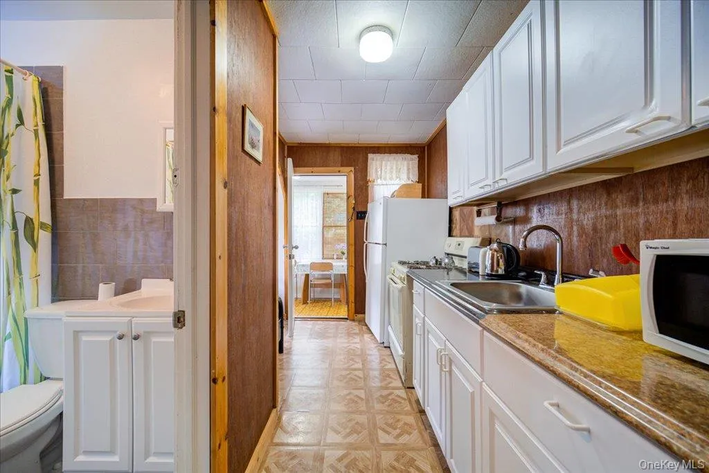 19 Nature Way, Thompson, NY, 3 Bedrooms Bedrooms, 7 Rooms Rooms,2 BathroomsBathrooms,Residential,For Rent,Nature,0,1008296 19 Nature Way, Thompson, NY, 3 Bedrooms Bedrooms, 7 Rooms Rooms,2 BathroomsBathrooms,Residential,For Rent,Nature,0,1008296