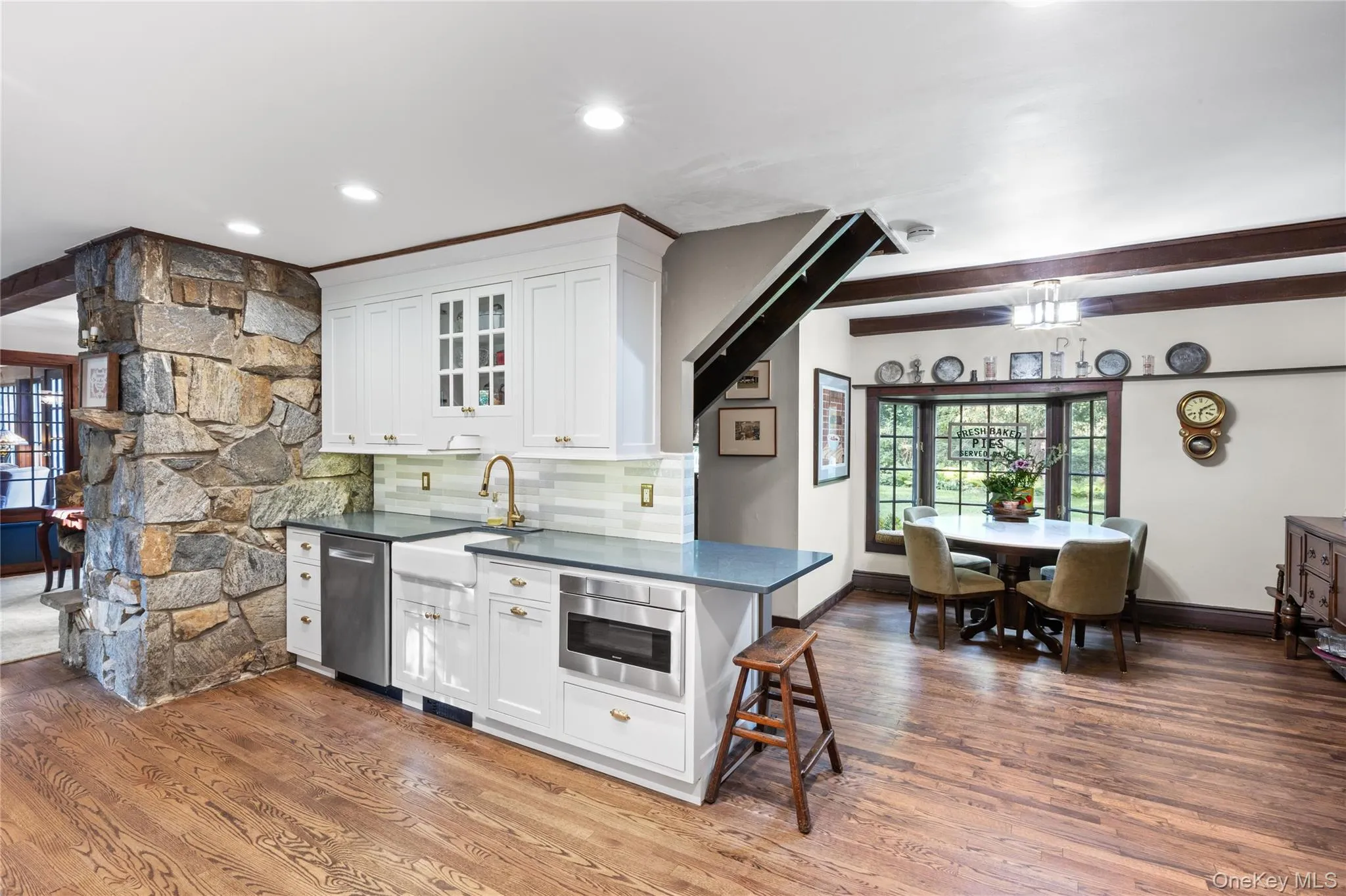 70 Nautilus Avenue, Huntington, NY, 3 Bedrooms Bedrooms, 7 Rooms Rooms,3 BathroomsBathrooms,Residential,For Rent,Nautilus,0,1008297 70 Nautilus Avenue, Huntington, NY, 3 Bedrooms Bedrooms, 7 Rooms Rooms,3 BathroomsBathrooms,Residential,For Rent,Nautilus,0,1008297