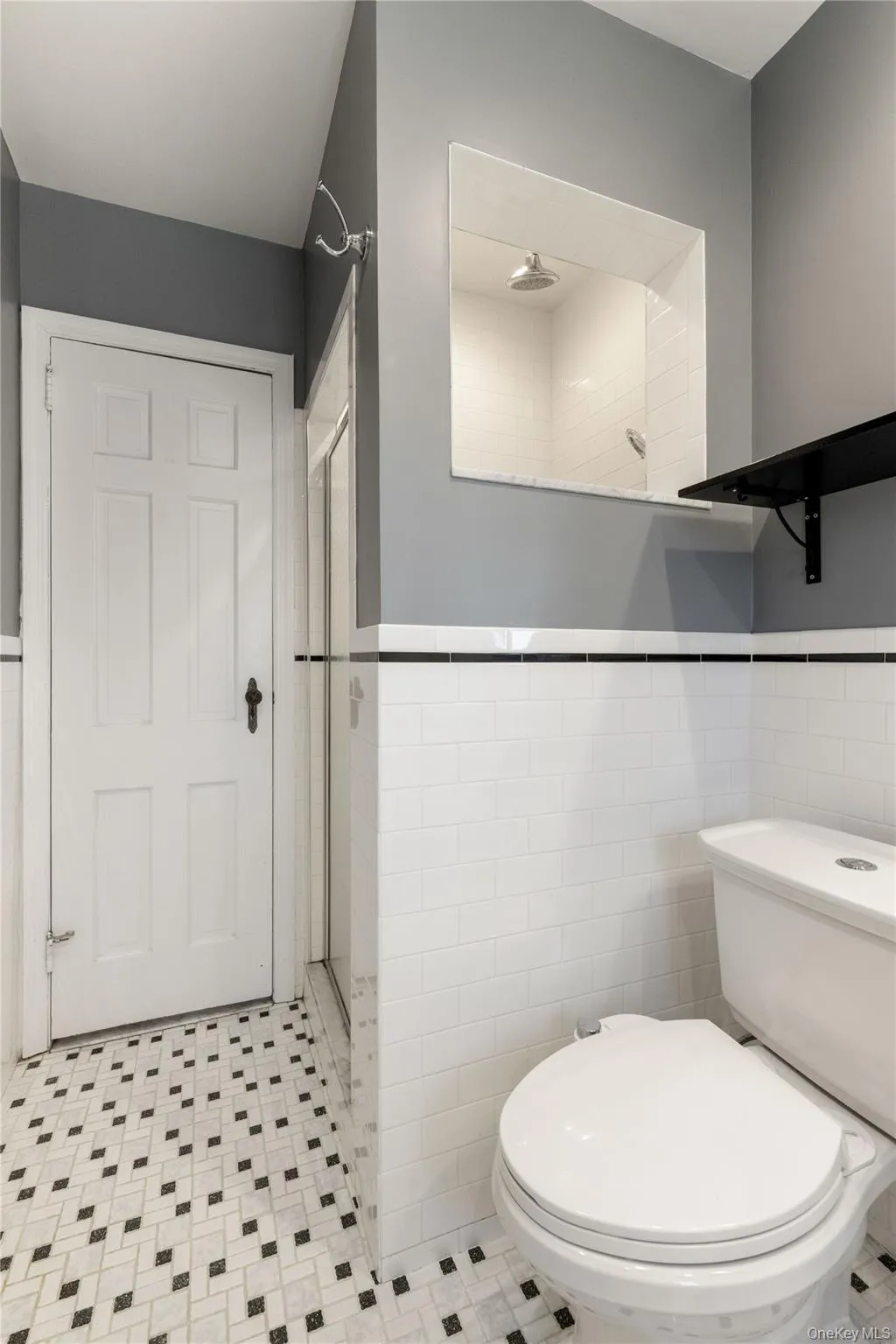 Full Bath Full Bath