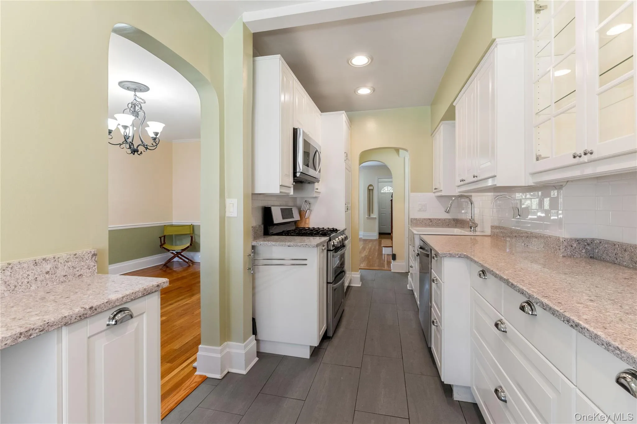 7712 83rd Street, New York, NY, 3 Bedrooms Bedrooms, 7 Rooms Rooms,1 BathroomBathrooms,Residential,For Rent,83rd,0,1008302 7712 83rd Street, New York, NY, 3 Bedrooms Bedrooms, 7 Rooms Rooms,1 BathroomBathrooms,Residential,For Rent,83rd,0,1008302