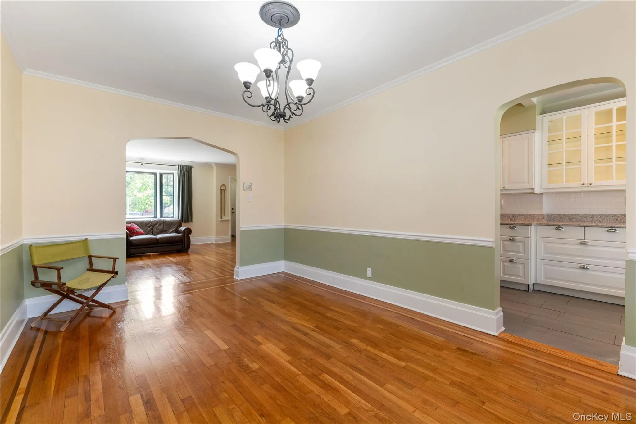 7712 83rd Street, New York, NY, 3 Bedrooms Bedrooms, 7 Rooms Rooms,1 BathroomBathrooms,Residential,For Rent,83rd,0,1008302 7712 83rd Street, New York, NY, 3 Bedrooms Bedrooms, 7 Rooms Rooms,1 BathroomBathrooms,Residential,For Rent,83rd,0,1008302