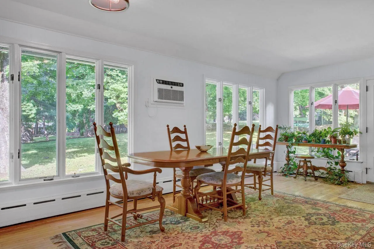 10 Linda Drive, Ramapo, NY, 5 Bedrooms Bedrooms, 9 Rooms Rooms,2 BathroomsBathrooms,Residential,For Rent,Linda,0,1008305 10 Linda Drive, Ramapo, NY, 5 Bedrooms Bedrooms, 9 Rooms Rooms,2 BathroomsBathrooms,Residential,For Rent,Linda,0,1008305