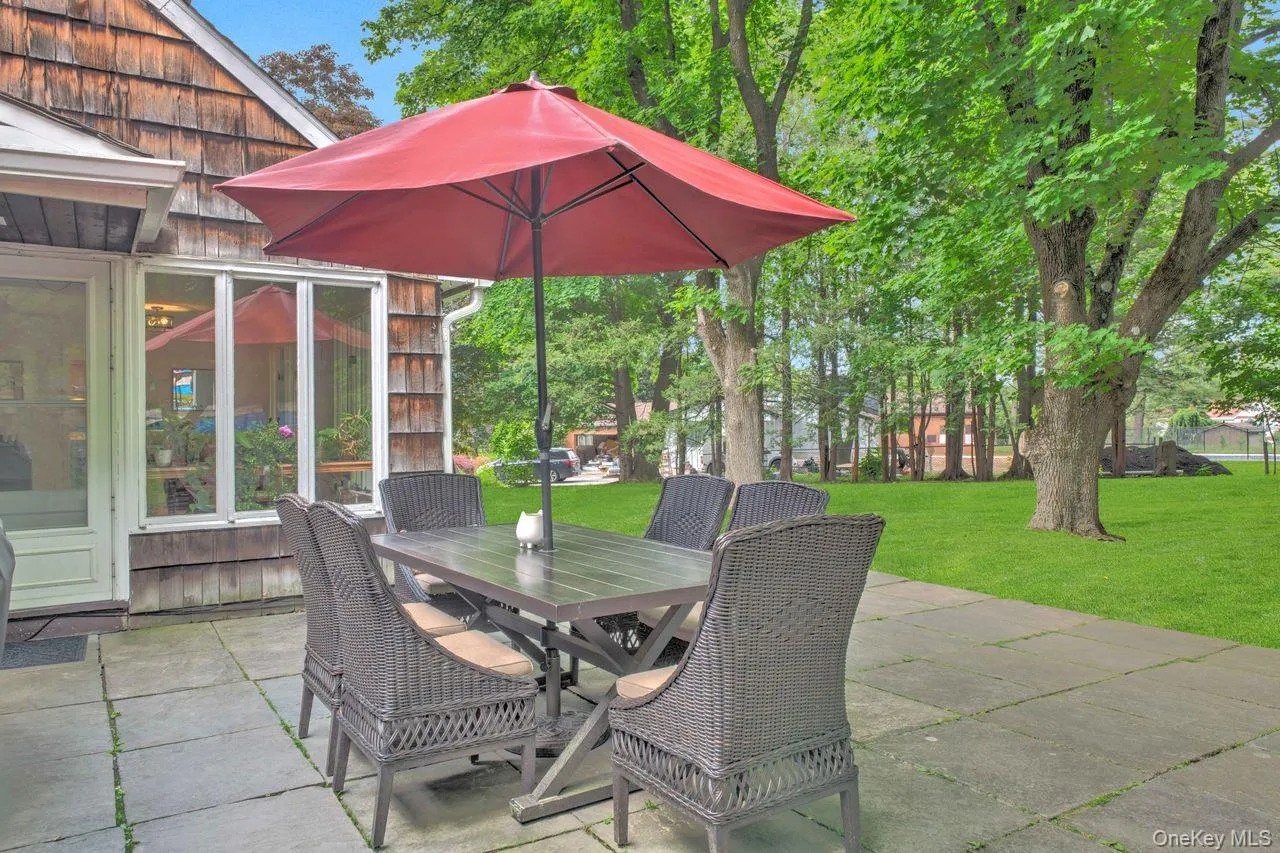 10 Linda Drive, Ramapo, NY, 5 Bedrooms Bedrooms, 9 Rooms Rooms,2 BathroomsBathrooms,Residential,For Rent,Linda,0,1008305 10 Linda Drive, Ramapo, NY, 5 Bedrooms Bedrooms, 9 Rooms Rooms,2 BathroomsBathrooms,Residential,For Rent,Linda,0,1008305
