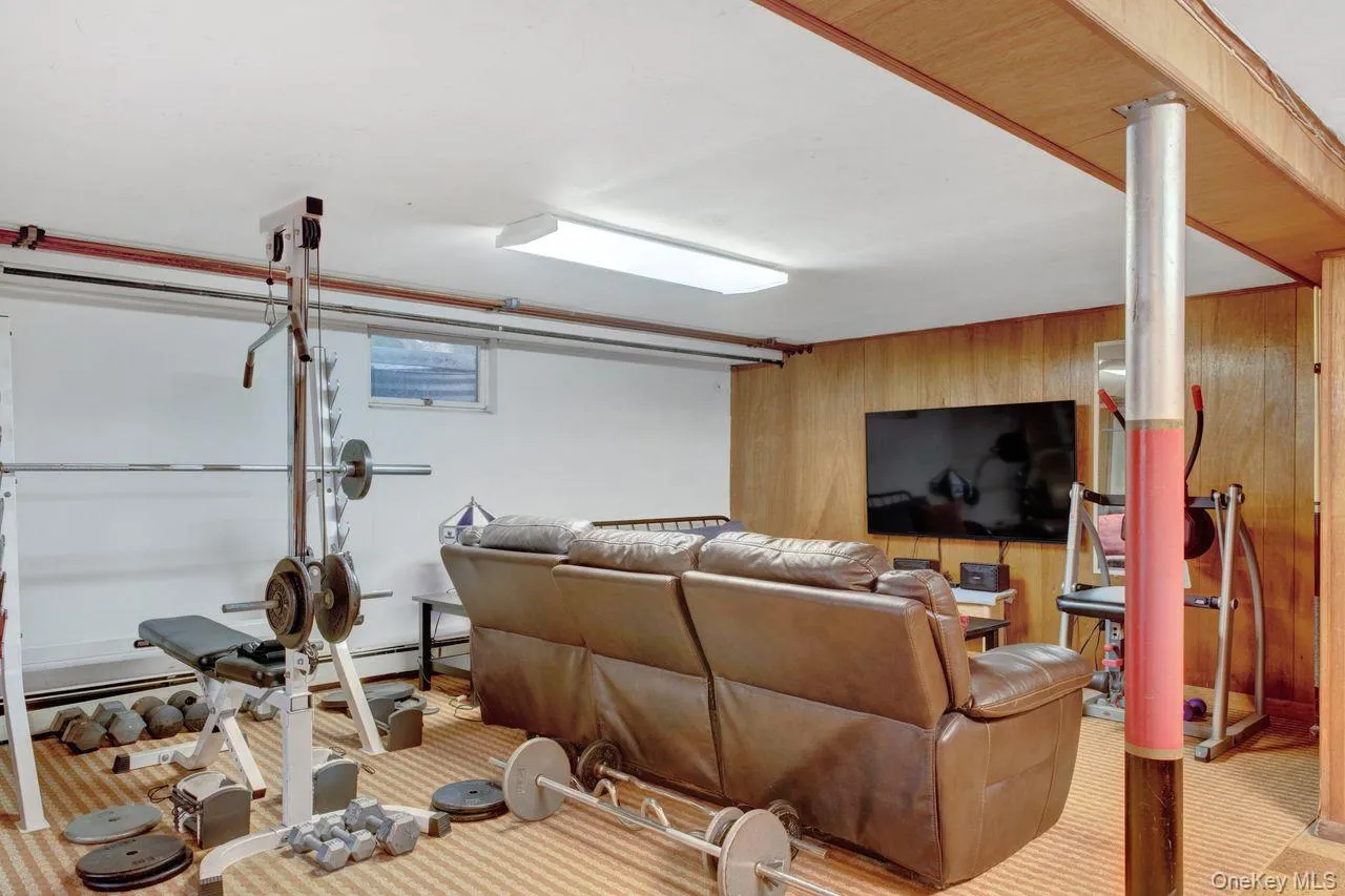 10 Linda Drive, Ramapo, NY, 5 Bedrooms Bedrooms, 9 Rooms Rooms,2 BathroomsBathrooms,Residential,For Rent,Linda,0,1008305 10 Linda Drive, Ramapo, NY, 5 Bedrooms Bedrooms, 9 Rooms Rooms,2 BathroomsBathrooms,Residential,For Rent,Linda,0,1008305
