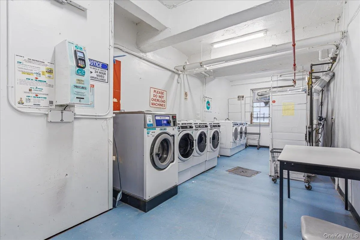 62-59 108th Street, New York, NY, 3 Rooms Rooms,1 BathroomBathrooms,Residential,For Rent,108th,0,1008306 62-59 108th Street, New York, NY, 3 Rooms Rooms,1 BathroomBathrooms,Residential,For Rent,108th,0,1008306