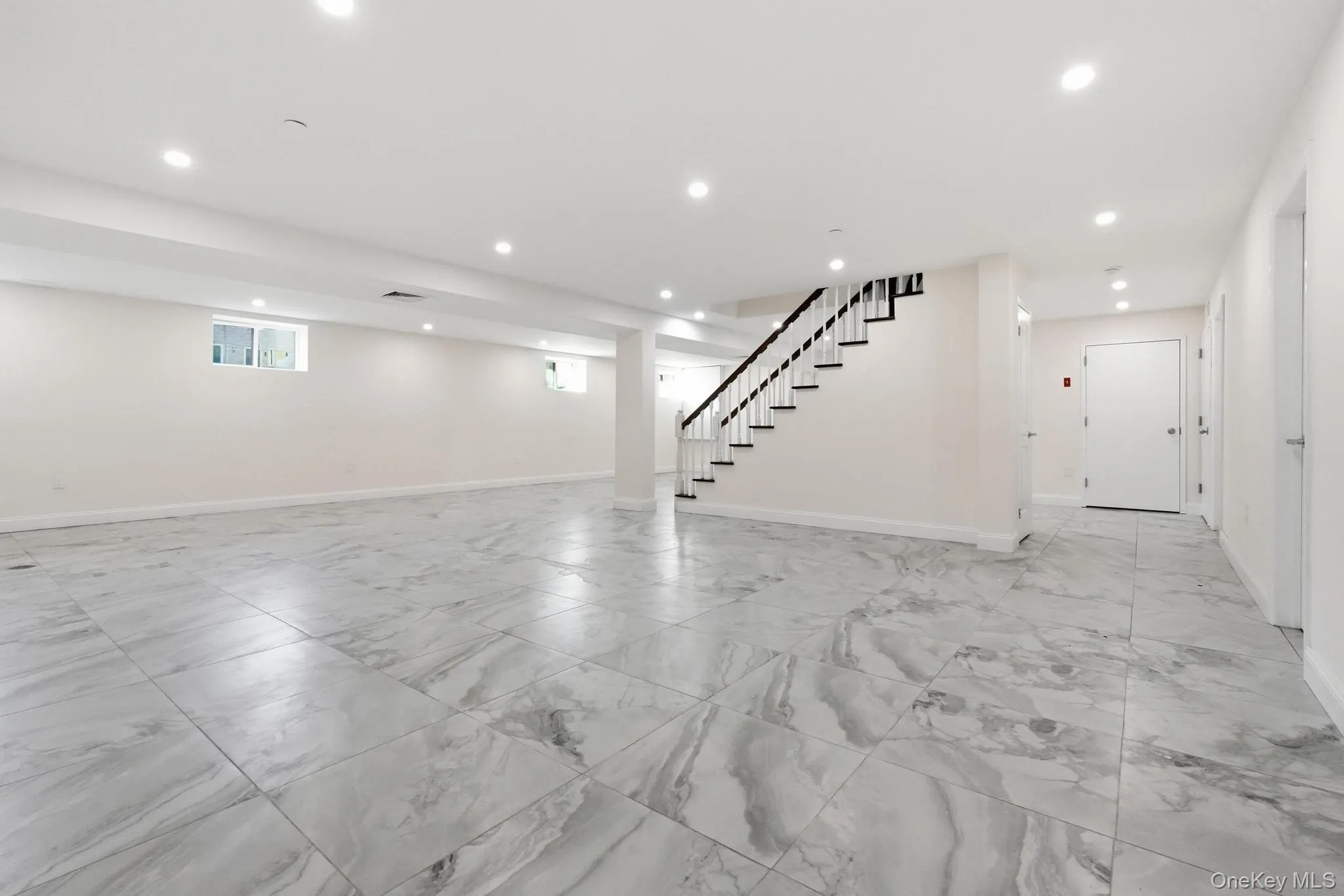 19412 Dunton Avenue, New York, NY, 5 Bedrooms Bedrooms, 11 Rooms Rooms,4 BathroomsBathrooms,Residential,For Rent,Dunton,0,1008309 19412 Dunton Avenue, New York, NY, 5 Bedrooms Bedrooms, 11 Rooms Rooms,4 BathroomsBathrooms,Residential,For Rent,Dunton,0,1008309