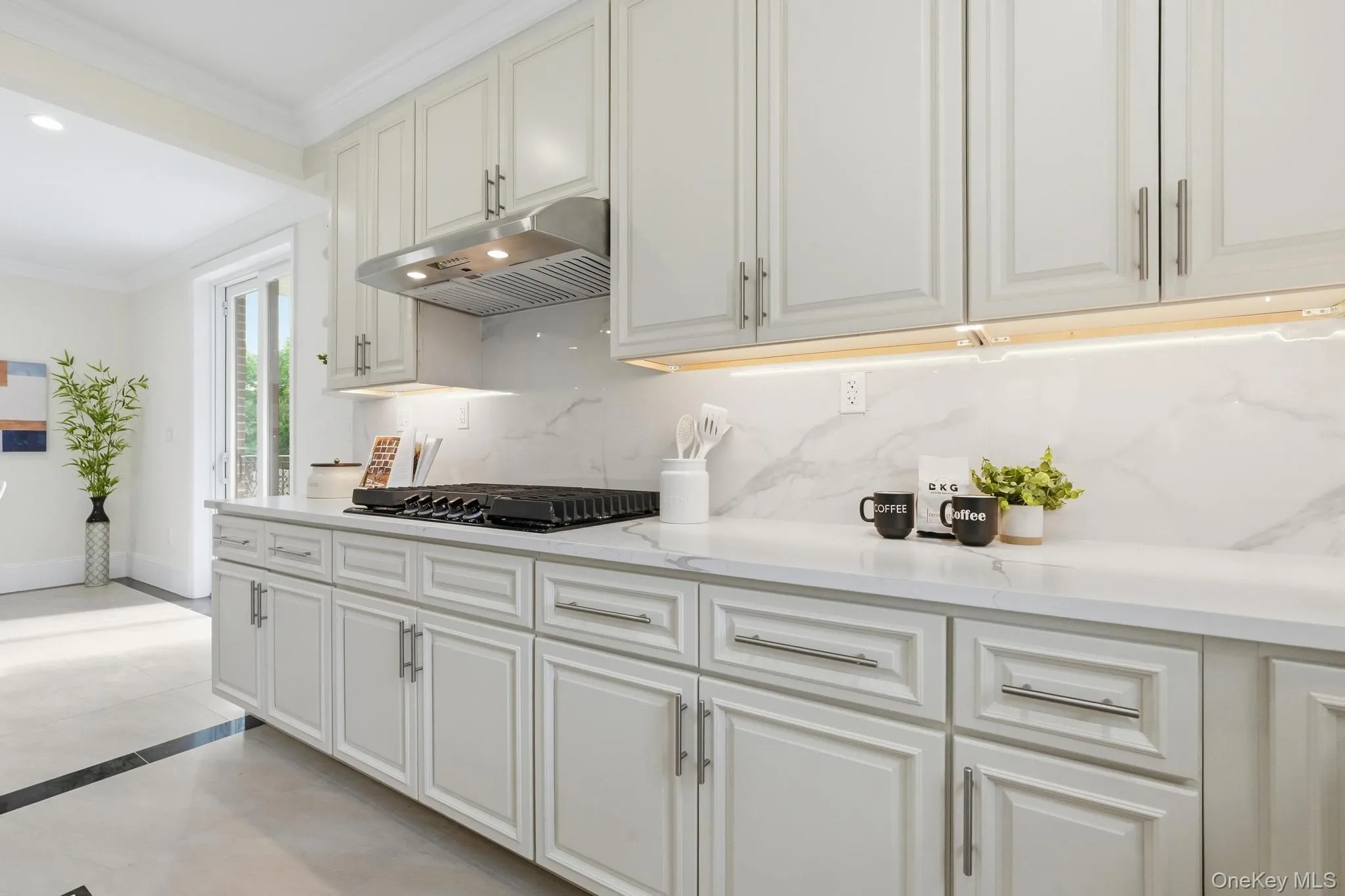 19412 Dunton Avenue, New York, NY, 5 Bedrooms Bedrooms, 11 Rooms Rooms,4 BathroomsBathrooms,Residential,For Rent,Dunton,0,1008309 19412 Dunton Avenue, New York, NY, 5 Bedrooms Bedrooms, 11 Rooms Rooms,4 BathroomsBathrooms,Residential,For Rent,Dunton,0,1008309