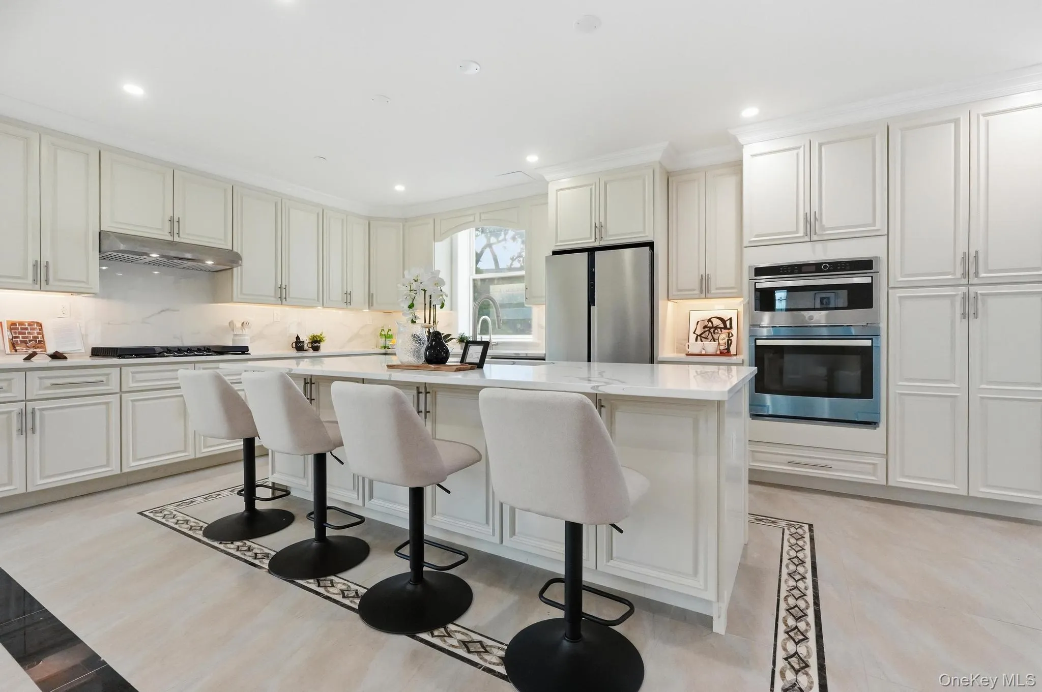 19412 Dunton Avenue, New York, NY, 5 Bedrooms Bedrooms, 11 Rooms Rooms,4 BathroomsBathrooms,Residential,For Rent,Dunton,0,1008309 19412 Dunton Avenue, New York, NY, 5 Bedrooms Bedrooms, 11 Rooms Rooms,4 BathroomsBathrooms,Residential,For Rent,Dunton,0,1008309
