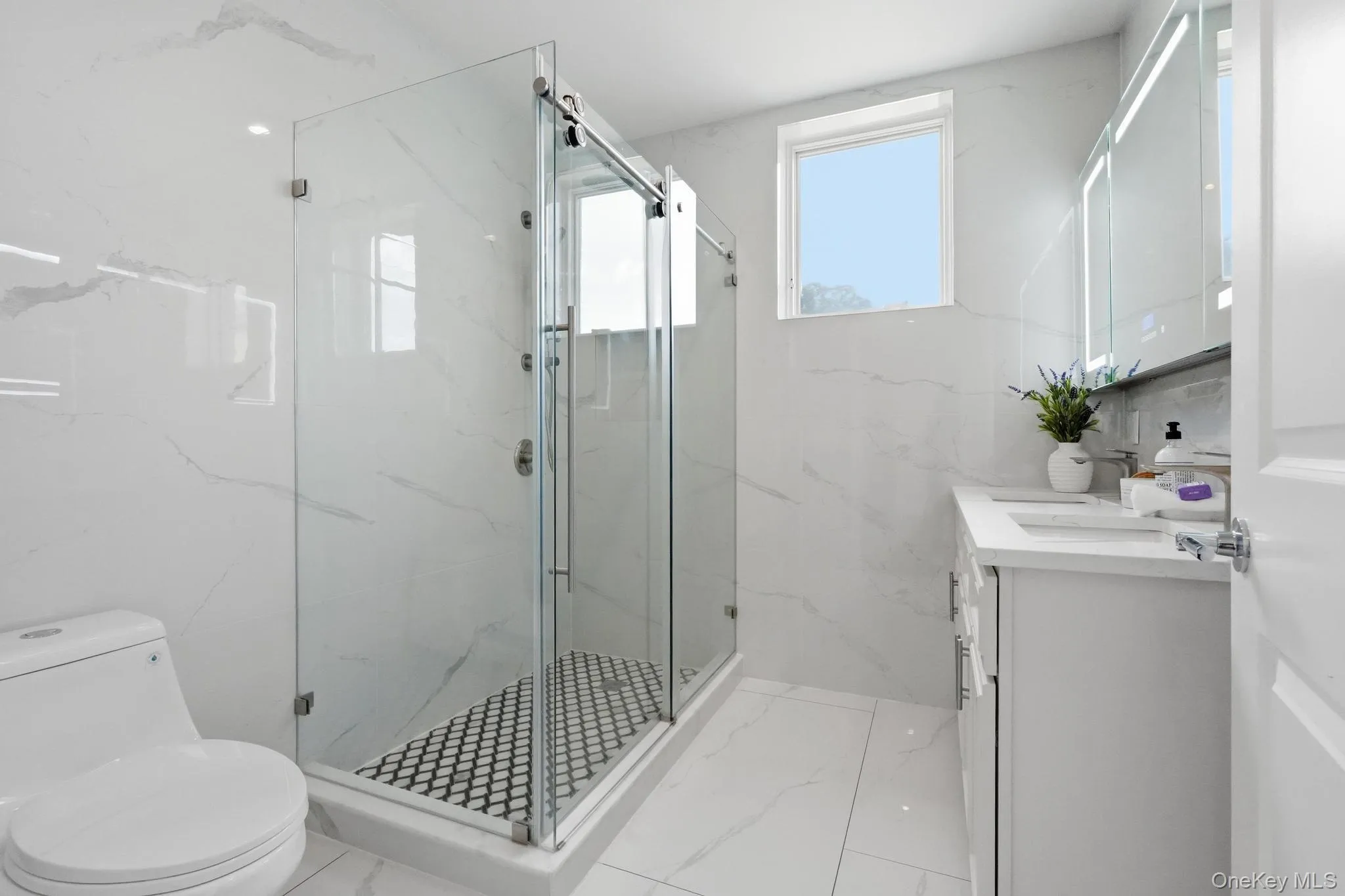 19412 Dunton Avenue, New York, NY, 5 Bedrooms Bedrooms, 11 Rooms Rooms,4 BathroomsBathrooms,Residential,For Rent,Dunton,0,1008309 19412 Dunton Avenue, New York, NY, 5 Bedrooms Bedrooms, 11 Rooms Rooms,4 BathroomsBathrooms,Residential,For Rent,Dunton,0,1008309