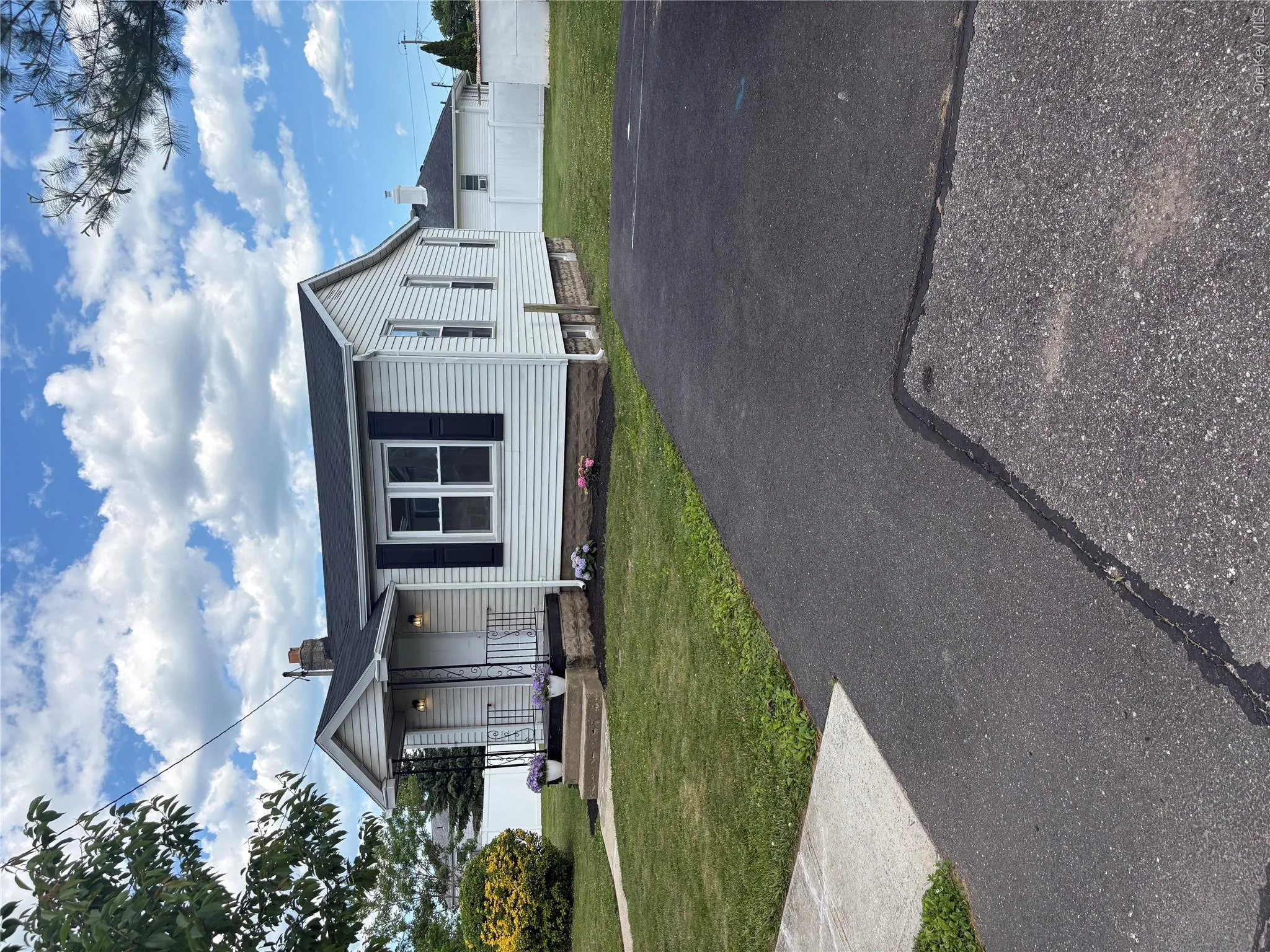 717 6th Street, West Babylon, NY, 2 Bedrooms Bedrooms, 5 Rooms Rooms,1 BathroomBathrooms,Residential,For Rent,6th,0,1008310 717 6th Street, West Babylon, NY, 2 Bedrooms Bedrooms, 5 Rooms Rooms,1 BathroomBathrooms,Residential,For Rent,6th,0,1008310