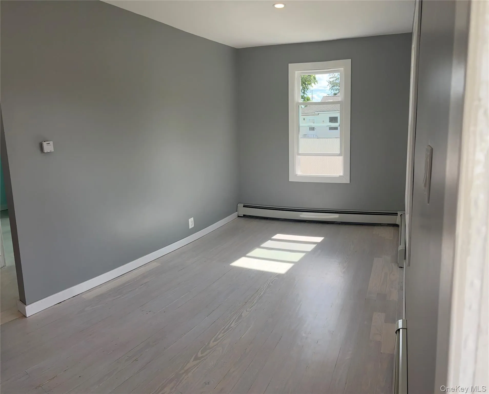 717 6th Street, West Babylon, NY, 2 Bedrooms Bedrooms, 5 Rooms Rooms,1 BathroomBathrooms,Residential,For Rent,6th,0,1008310 717 6th Street, West Babylon, NY, 2 Bedrooms Bedrooms, 5 Rooms Rooms,1 BathroomBathrooms,Residential,For Rent,6th,0,1008310