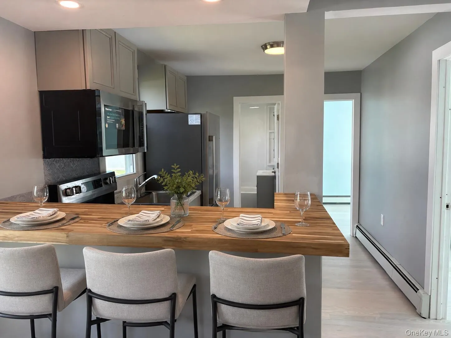 717 6th Street, West Babylon, NY, 2 Bedrooms Bedrooms, 5 Rooms Rooms,1 BathroomBathrooms,Residential,For Rent,6th,0,1008310 717 6th Street, West Babylon, NY, 2 Bedrooms Bedrooms, 5 Rooms Rooms,1 BathroomBathrooms,Residential,For Rent,6th,0,1008310