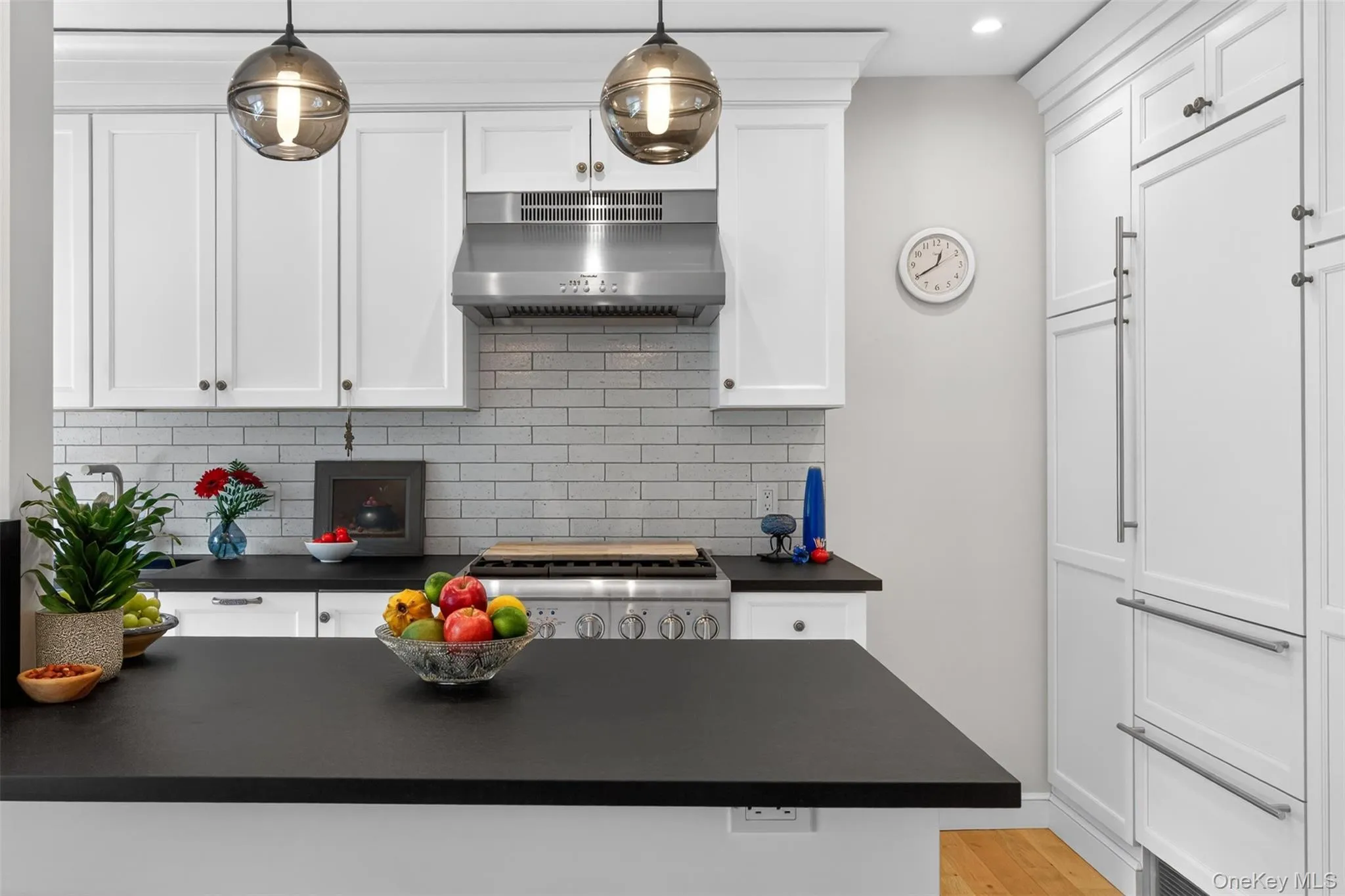 305 Sixth Avenue, Pelham, NY, 2 Bedrooms Bedrooms, 5 Rooms Rooms,1 BathroomBathrooms,Residential,For Rent,Sixth,0,1008312 305 Sixth Avenue, Pelham, NY, 2 Bedrooms Bedrooms, 5 Rooms Rooms,1 BathroomBathrooms,Residential,For Rent,Sixth,0,1008312
