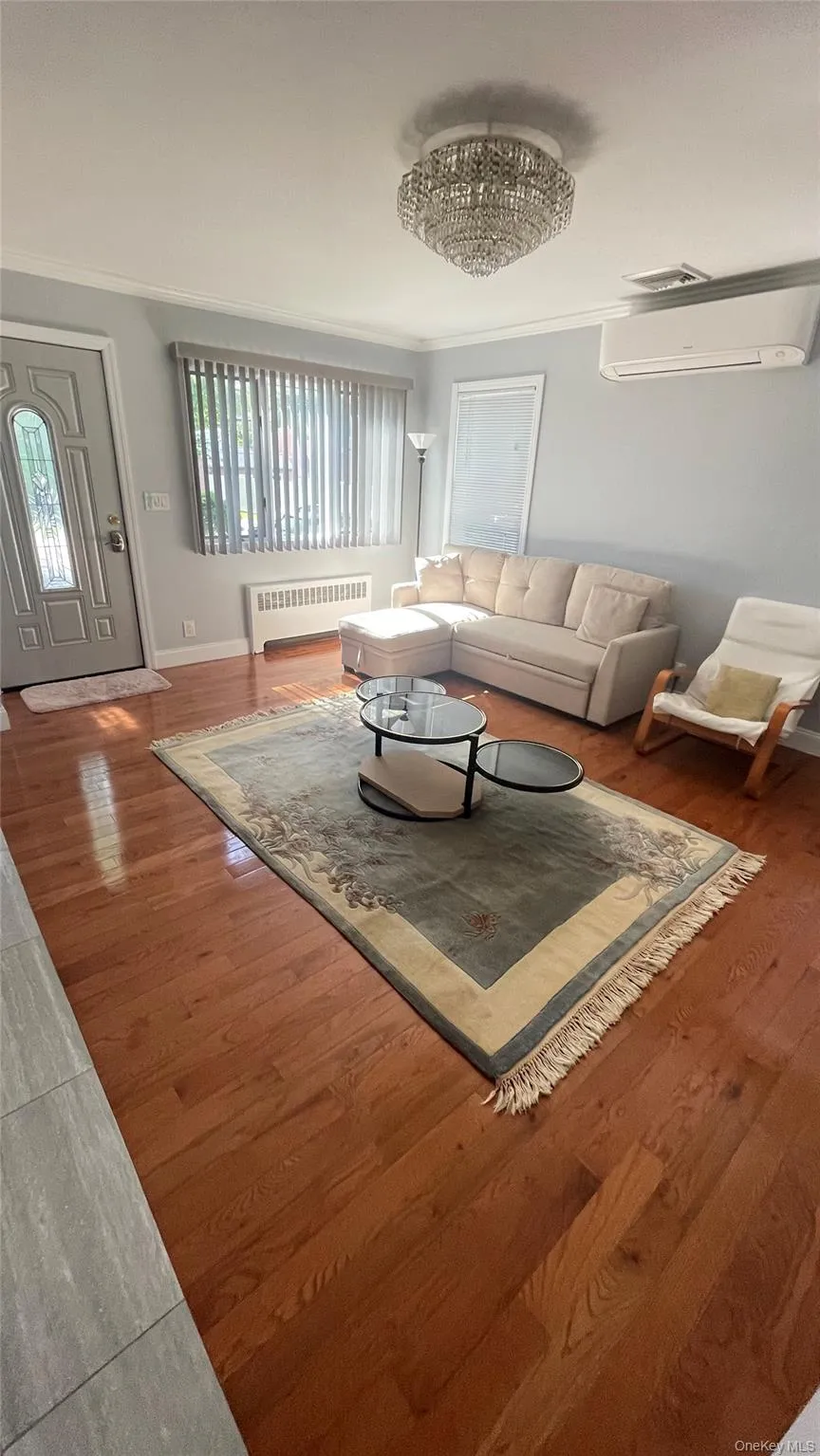 8015 260th Street, New York, NY, 4 Bedrooms Bedrooms, 10 Rooms Rooms,3 BathroomsBathrooms,Residential Lease,For Rent,260th,0,1008315 8015 260th Street, New York, NY, 4 Bedrooms Bedrooms, 10 Rooms Rooms,3 BathroomsBathrooms,Residential Lease,For Rent,260th,0,1008315