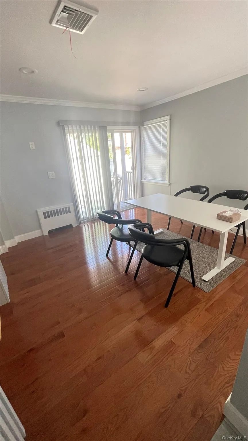 8015 260th Street, New York, NY, 4 Bedrooms Bedrooms, 10 Rooms Rooms,3 BathroomsBathrooms,Residential Lease,For Rent,260th,0,1008315 8015 260th Street, New York, NY, 4 Bedrooms Bedrooms, 10 Rooms Rooms,3 BathroomsBathrooms,Residential Lease,For Rent,260th,0,1008315