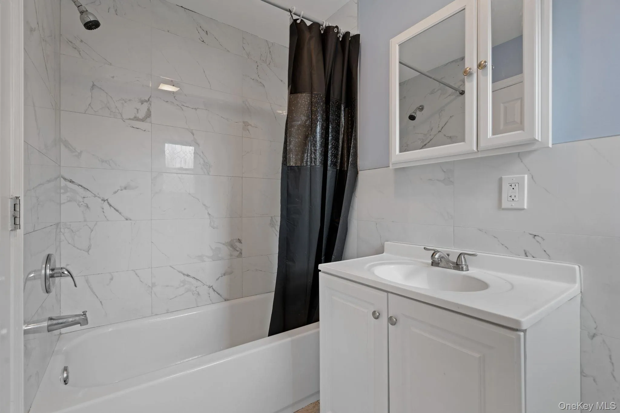 80 Cherry Street, Poughkeepsie, NY, 3 Bedrooms Bedrooms, 8 Rooms Rooms,1 BathroomBathrooms,Residential Lease,For Rent,Cherry,0,1008316 80 Cherry Street, Poughkeepsie, NY, 3 Bedrooms Bedrooms, 8 Rooms Rooms,1 BathroomBathrooms,Residential Lease,For Rent,Cherry,0,1008316