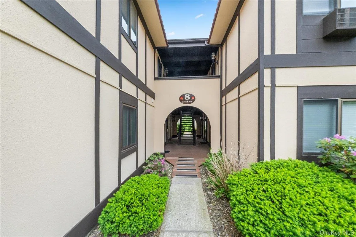 8 Loudon Drive, Fishkill, NY, 2 Bedrooms Bedrooms, 5 Rooms Rooms,2 BathroomsBathrooms,Residential,For Rent,Loudon,0,1008318 8 Loudon Drive, Fishkill, NY, 2 Bedrooms Bedrooms, 5 Rooms Rooms,2 BathroomsBathrooms,Residential,For Rent,Loudon,0,1008318