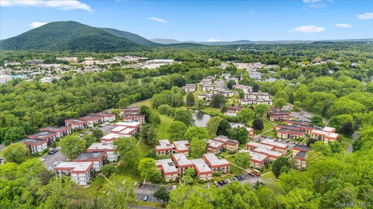 8 Loudon Drive, Fishkill, NY, 2 Bedrooms Bedrooms, 5 Rooms Rooms,2 BathroomsBathrooms,Residential,For Rent,Loudon,0,1008318 8 Loudon Drive, Fishkill, NY, 2 Bedrooms Bedrooms, 5 Rooms Rooms,2 BathroomsBathrooms,Residential,For Rent,Loudon,0,1008318