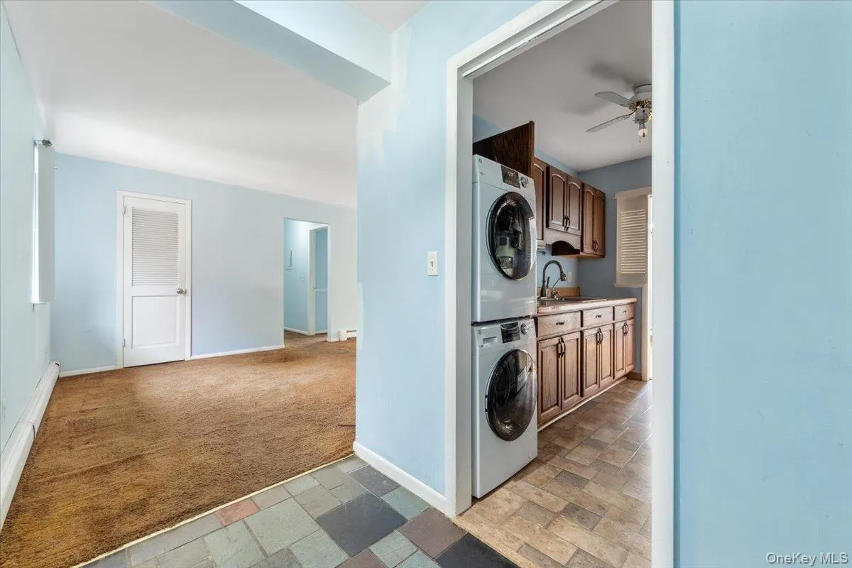 8 Loudon Drive, Fishkill, NY, 2 Bedrooms Bedrooms, 5 Rooms Rooms,2 BathroomsBathrooms,Residential,For Rent,Loudon,0,1008318 8 Loudon Drive, Fishkill, NY, 2 Bedrooms Bedrooms, 5 Rooms Rooms,2 BathroomsBathrooms,Residential,For Rent,Loudon,0,1008318