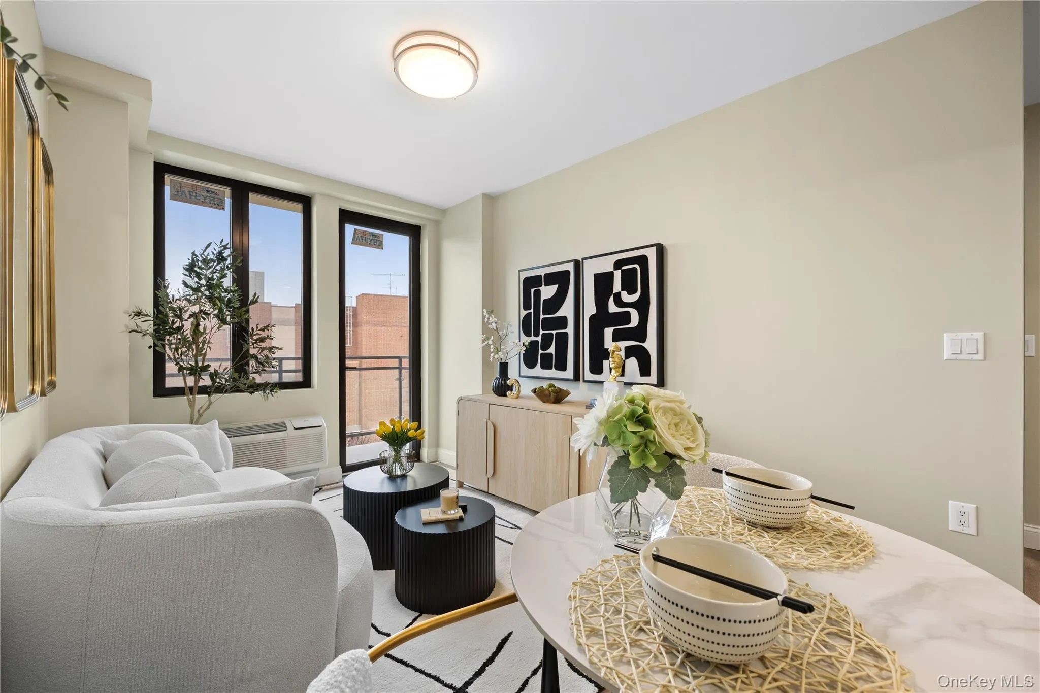 163-07 72nd Ave, New York, NY, 1 Bedroom Bedrooms, 4 Rooms Rooms,1 BathroomBathrooms,Residential,For Rent,72nd Ave,0,1008325 163-07 72nd Ave, New York, NY, 1 Bedroom Bedrooms, 4 Rooms Rooms,1 BathroomBathrooms,Residential,For Rent,72nd Ave,0,1008325