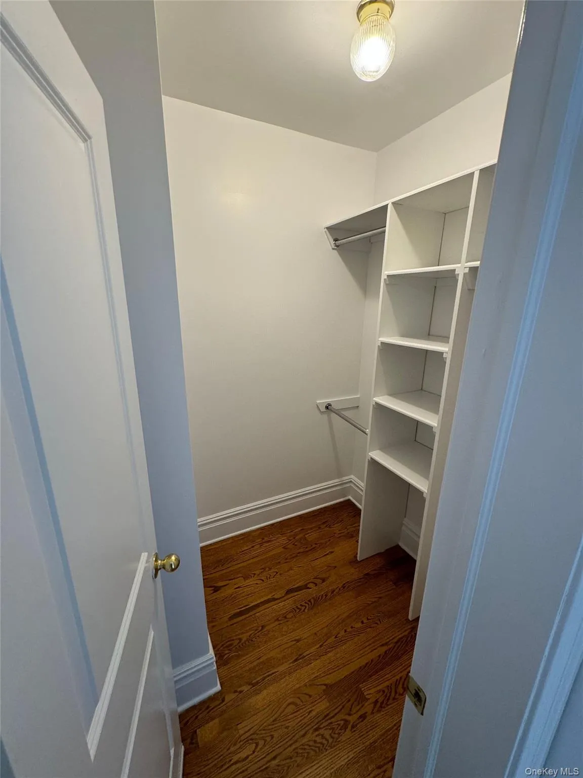 10 Wright Place, Eastchester, NY, 1 Bedroom Bedrooms, 3 Rooms Rooms,1 BathroomBathrooms,Residential Lease,For Rent,Wright,0,1008327 10 Wright Place, Eastchester, NY, 1 Bedroom Bedrooms, 3 Rooms Rooms,1 BathroomBathrooms,Residential Lease,For Rent,Wright,0,1008327