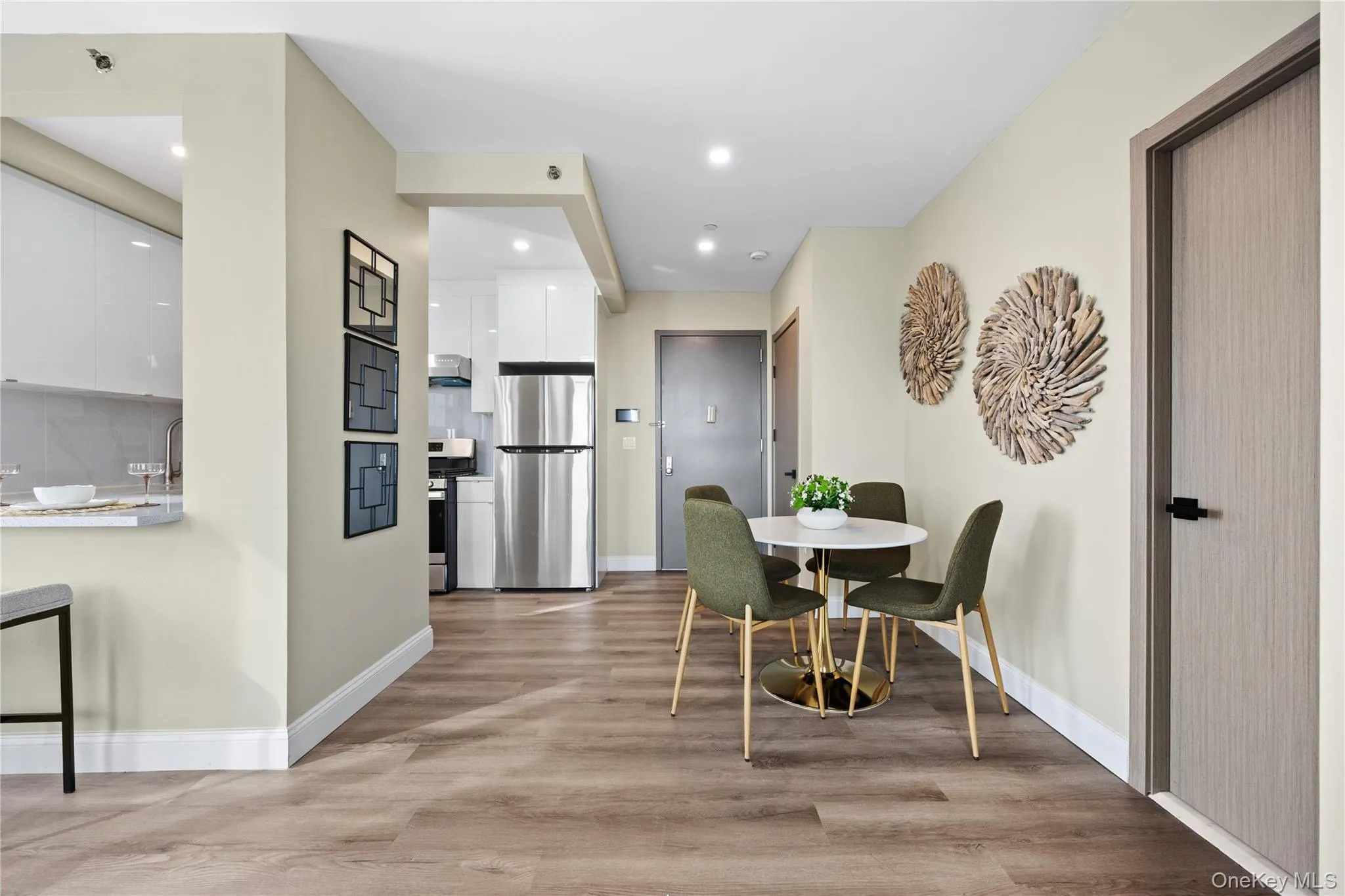 163-07 72nd Avenue, New York, NY, 1 Bedroom Bedrooms, 4 Rooms Rooms,1 BathroomBathrooms,Residential,For Rent,72nd,0,1008329 163-07 72nd Avenue, New York, NY, 1 Bedroom Bedrooms, 4 Rooms Rooms,1 BathroomBathrooms,Residential,For Rent,72nd,0,1008329