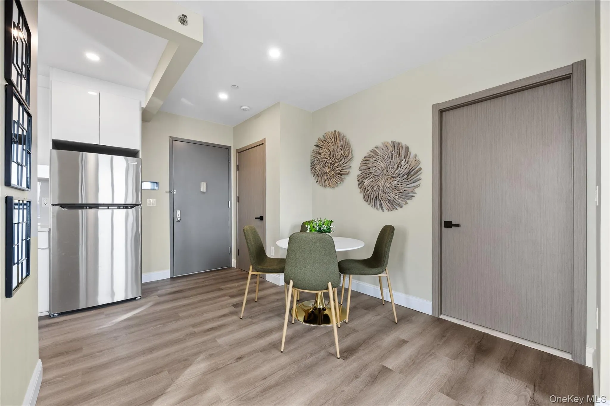 163-07 72nd Avenue, New York, NY, 1 Bedroom Bedrooms, 4 Rooms Rooms,1 BathroomBathrooms,Residential,For Rent,72nd,0,1008329 163-07 72nd Avenue, New York, NY, 1 Bedroom Bedrooms, 4 Rooms Rooms,1 BathroomBathrooms,Residential,For Rent,72nd,0,1008329