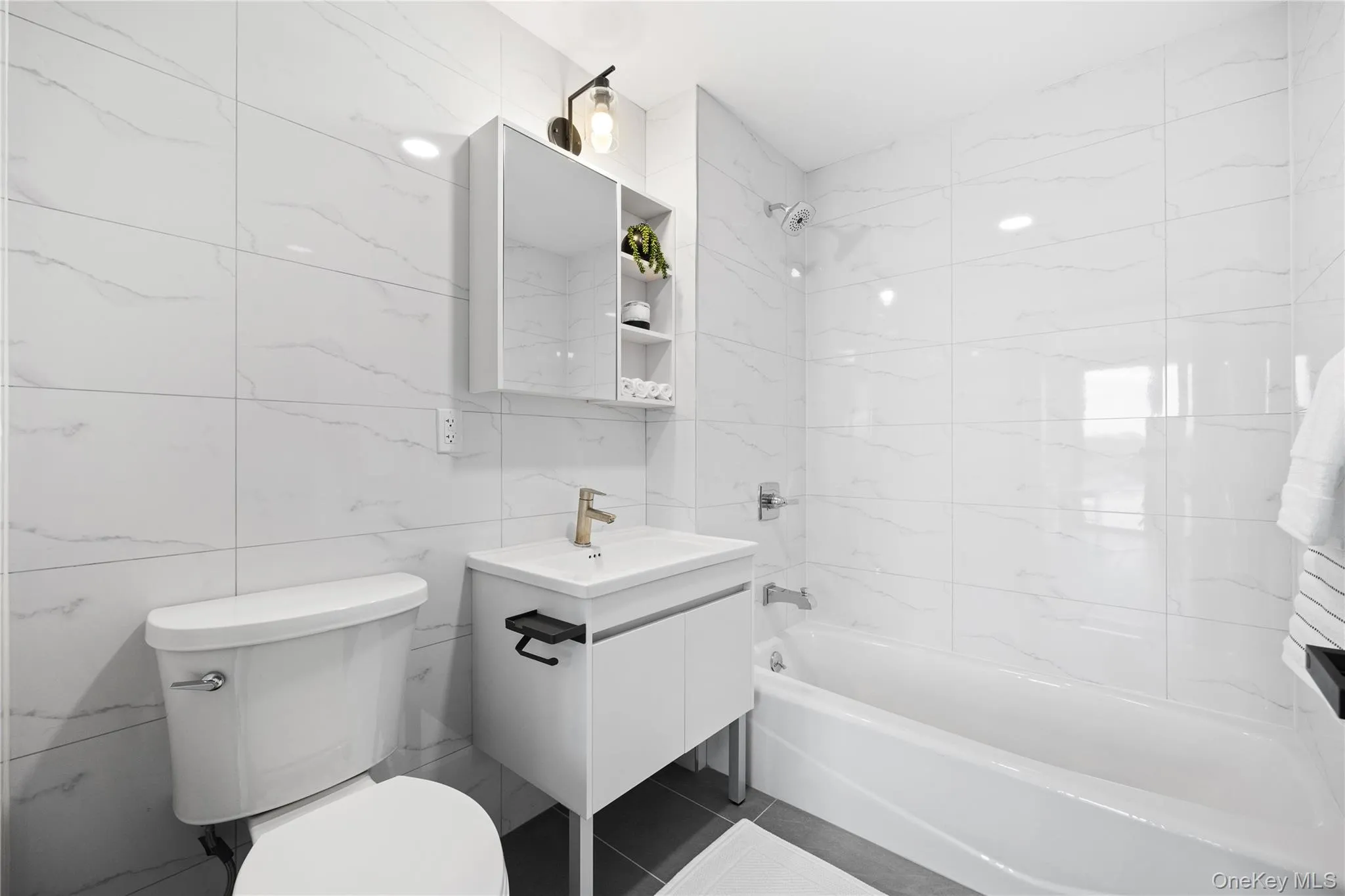 163-07 72nd Avenue, New York, NY, 1 Bedroom Bedrooms, 4 Rooms Rooms,1 BathroomBathrooms,Residential,For Rent,72nd,0,1008329 163-07 72nd Avenue, New York, NY, 1 Bedroom Bedrooms, 4 Rooms Rooms,1 BathroomBathrooms,Residential,For Rent,72nd,0,1008329