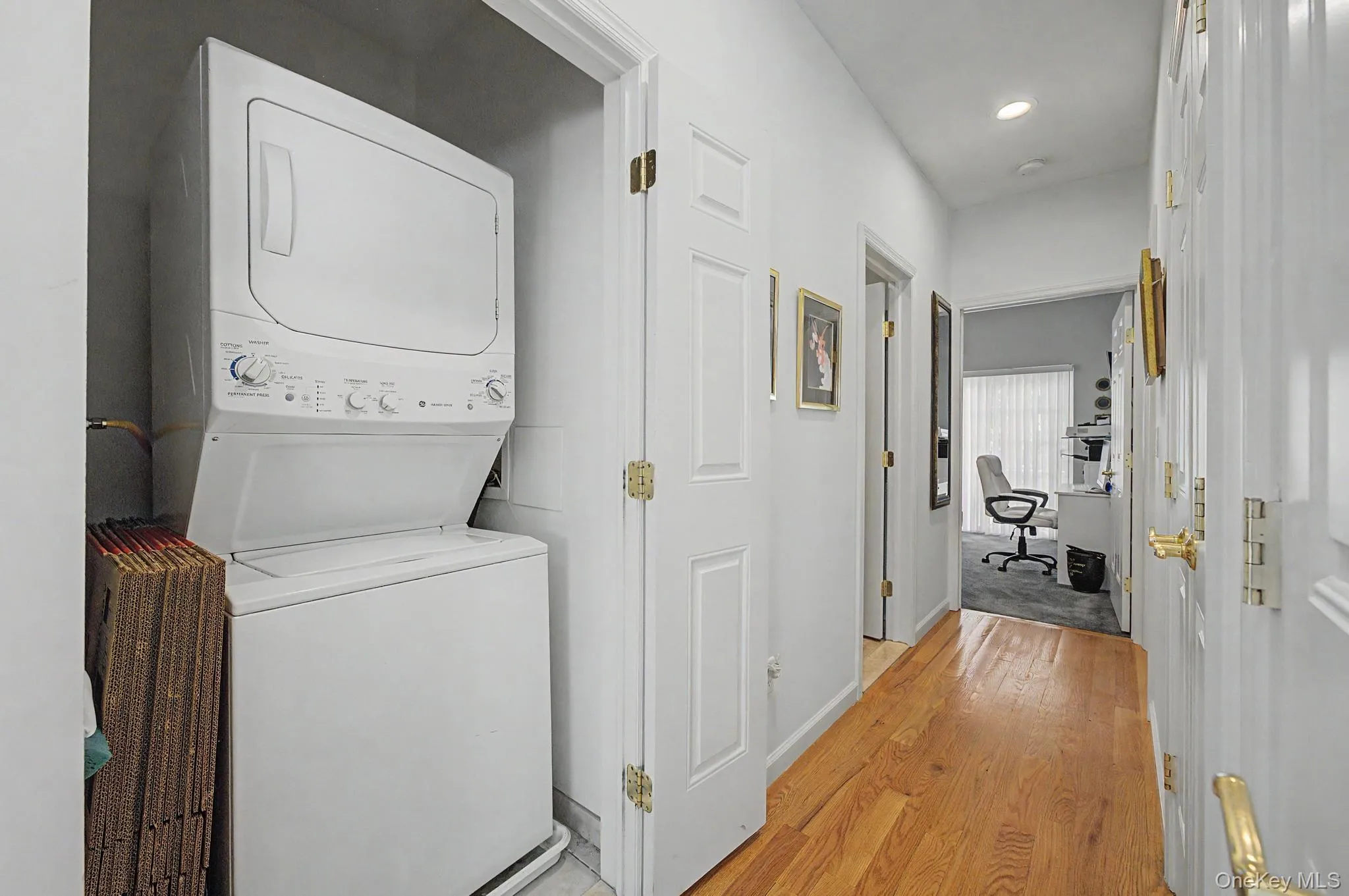 115 Spring Drive, Hempstead, NY, 2 Bedrooms Bedrooms, 5 Rooms Rooms,2 BathroomsBathrooms,Residential,For Rent,Spring,0,1008332 115 Spring Drive, Hempstead, NY, 2 Bedrooms Bedrooms, 5 Rooms Rooms,2 BathroomsBathrooms,Residential,For Rent,Spring,0,1008332