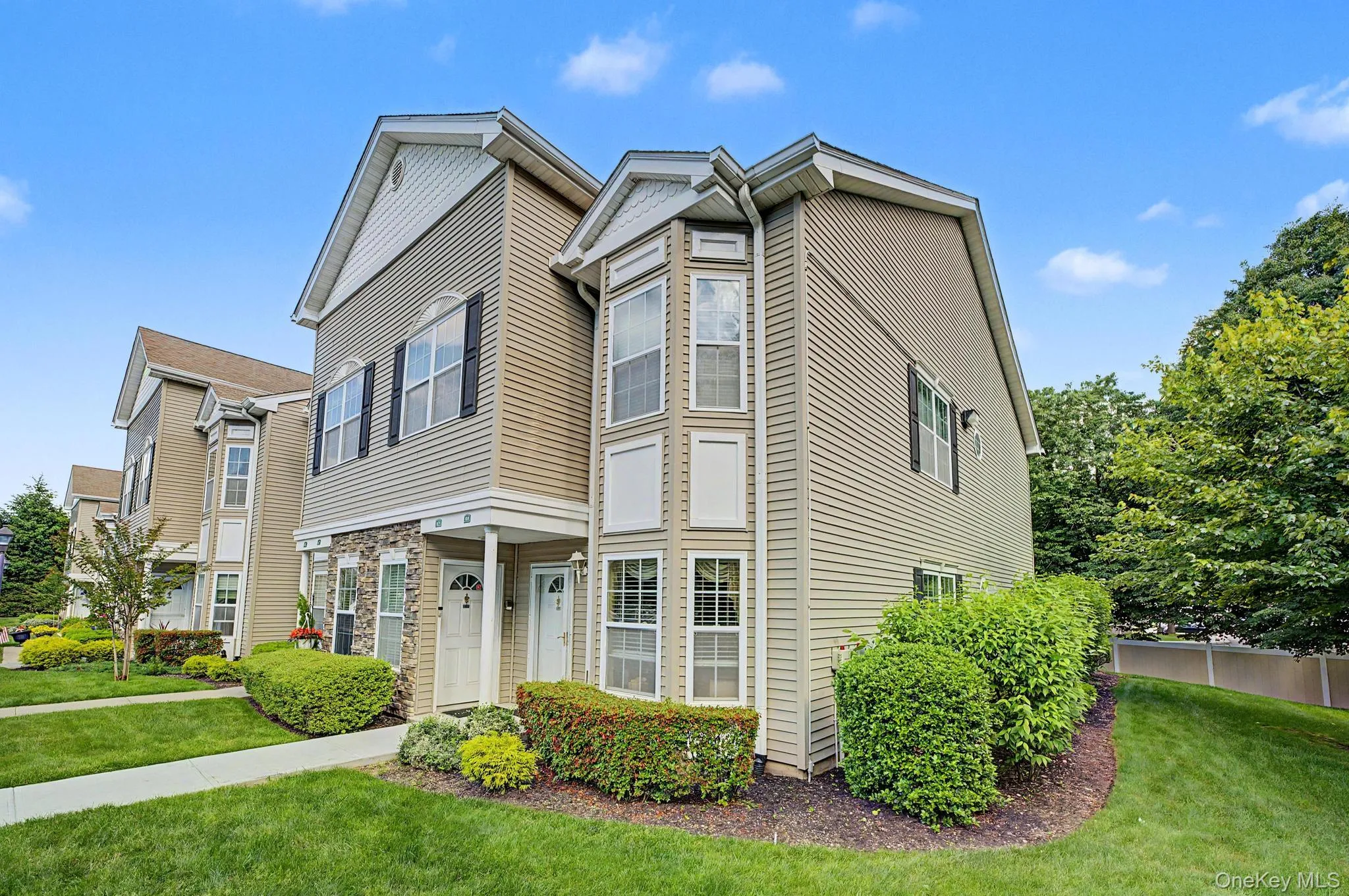 115 Spring Drive, Hempstead, NY, 2 Bedrooms Bedrooms, 5 Rooms Rooms,2 BathroomsBathrooms,Residential,For Rent,Spring,0,1008332 115 Spring Drive, Hempstead, NY, 2 Bedrooms Bedrooms, 5 Rooms Rooms,2 BathroomsBathrooms,Residential,For Rent,Spring,0,1008332