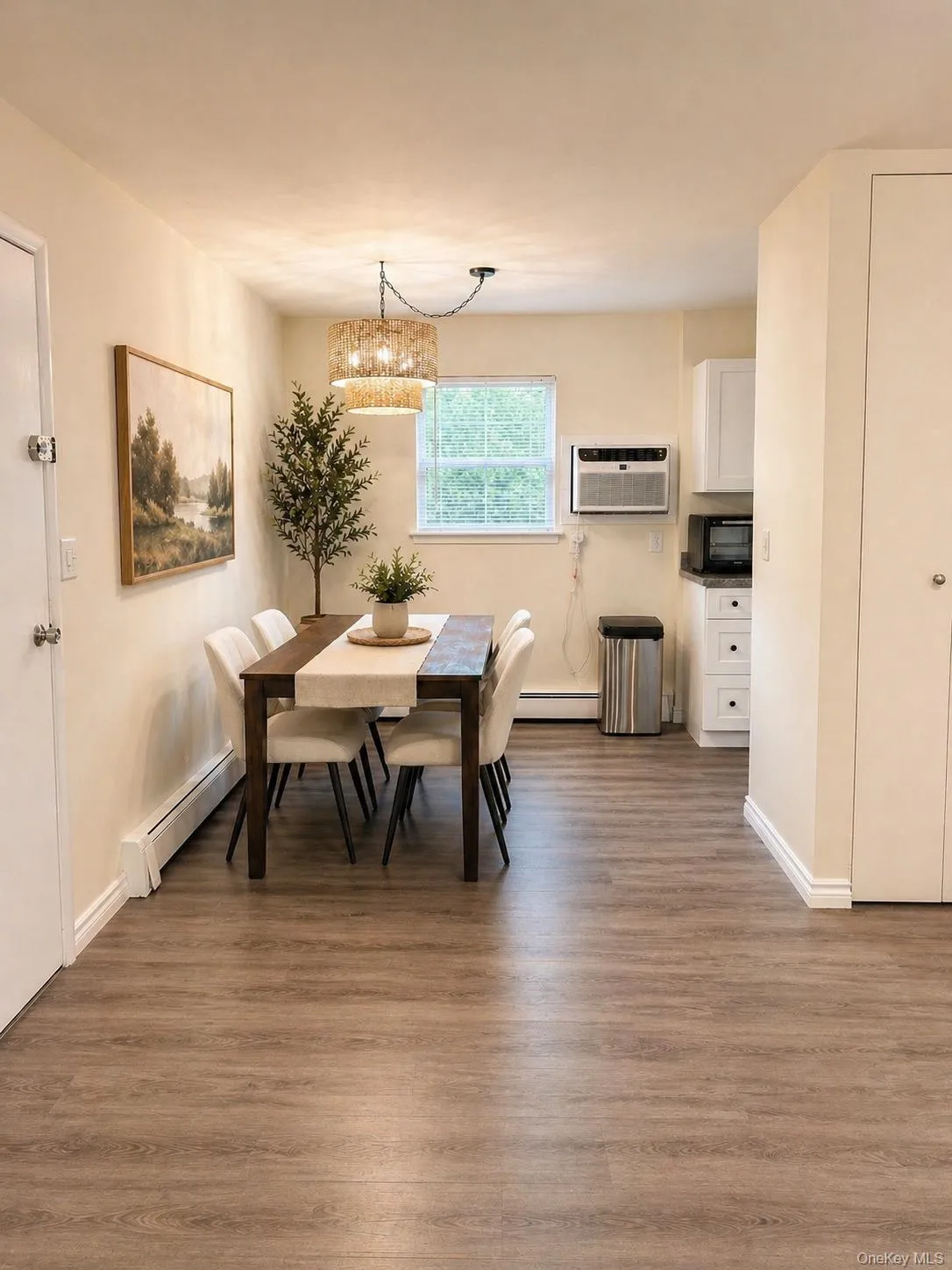 16 Alpine Drive, Wappinger, NY, 1 Bedroom Bedrooms, 5 Rooms Rooms,1 BathroomBathrooms,Residential,For Rent,Alpine,0,1008336 16 Alpine Drive, Wappinger, NY, 1 Bedroom Bedrooms, 5 Rooms Rooms,1 BathroomBathrooms,Residential,For Rent,Alpine,0,1008336
