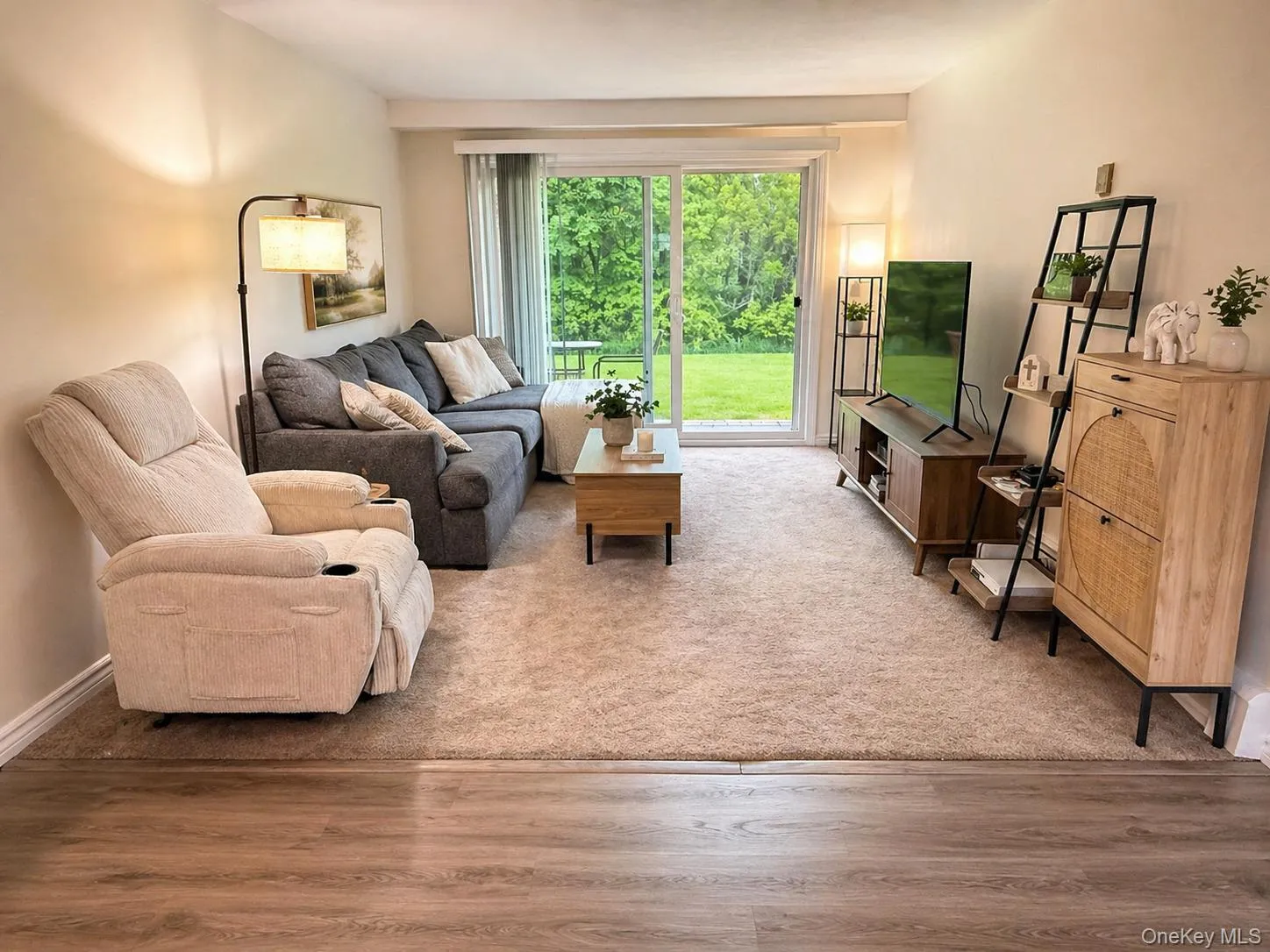 16 Alpine Drive, Wappinger, NY, 1 Bedroom Bedrooms, 5 Rooms Rooms,1 BathroomBathrooms,Residential,For Rent,Alpine,0,1008336 16 Alpine Drive, Wappinger, NY, 1 Bedroom Bedrooms, 5 Rooms Rooms,1 BathroomBathrooms,Residential,For Rent,Alpine,0,1008336