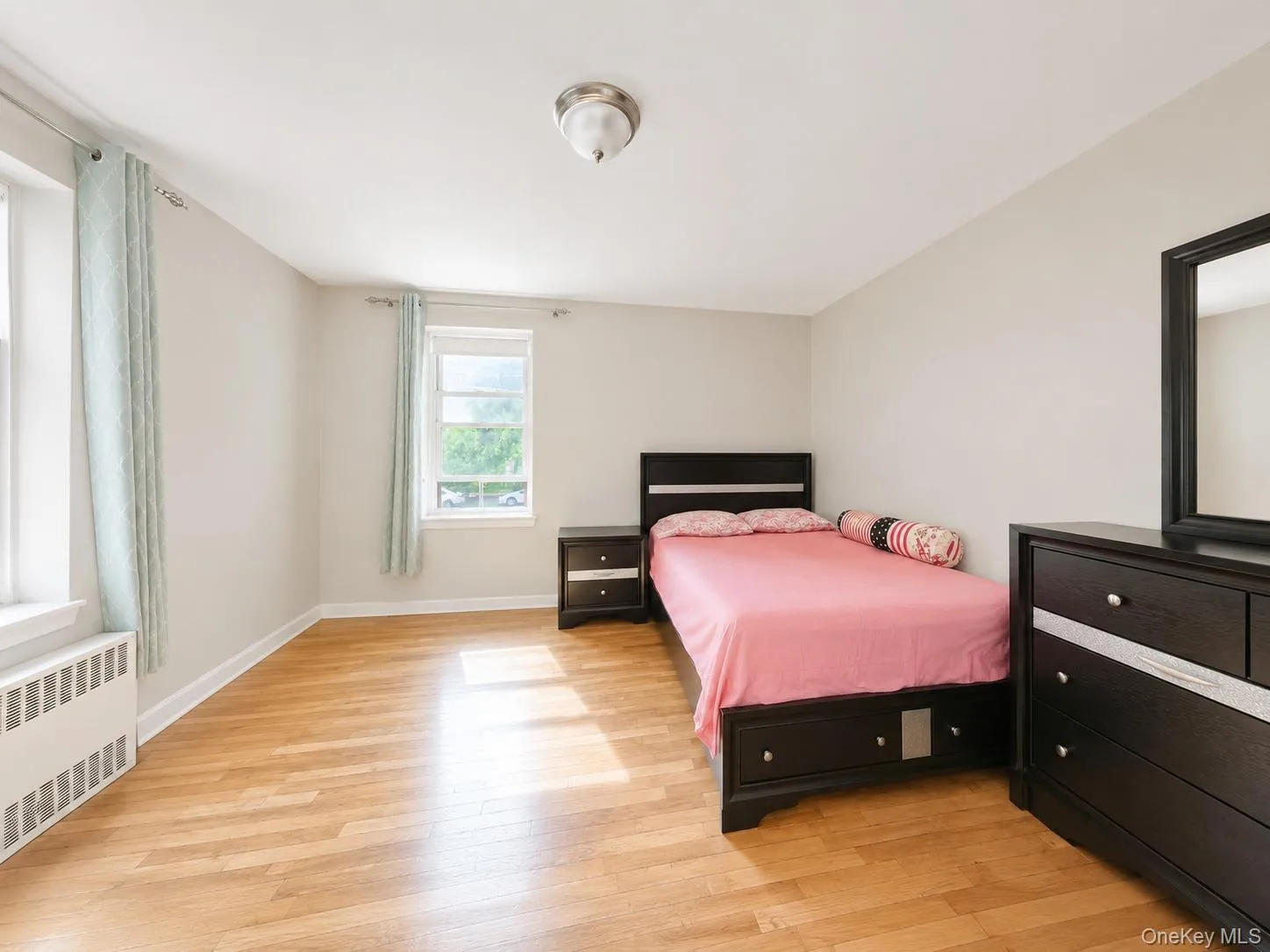 11 Bronx River Road, Yonkers, NY, 2 Bedrooms Bedrooms, 5 Rooms Rooms,1 BathroomBathrooms,Residential,For Rent,Bronx River,0,1008339 11 Bronx River Road, Yonkers, NY, 2 Bedrooms Bedrooms, 5 Rooms Rooms,1 BathroomBathrooms,Residential,For Rent,Bronx River,0,1008339