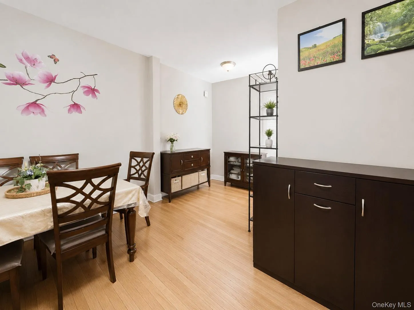 11 Bronx River Road, Yonkers, NY, 2 Bedrooms Bedrooms, 5 Rooms Rooms,1 BathroomBathrooms,Residential,For Rent,Bronx River,0,1008339 11 Bronx River Road, Yonkers, NY, 2 Bedrooms Bedrooms, 5 Rooms Rooms,1 BathroomBathrooms,Residential,For Rent,Bronx River,0,1008339