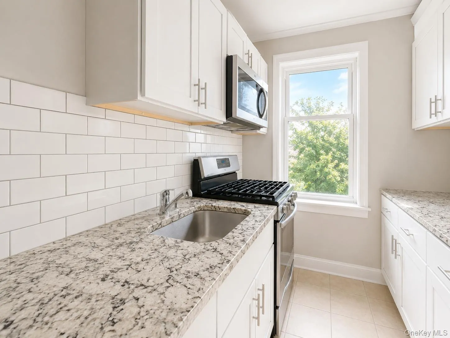 11 Bronx River Road, Yonkers, NY, 2 Bedrooms Bedrooms, 5 Rooms Rooms,1 BathroomBathrooms,Residential,For Rent,Bronx River,0,1008339 11 Bronx River Road, Yonkers, NY, 2 Bedrooms Bedrooms, 5 Rooms Rooms,1 BathroomBathrooms,Residential,For Rent,Bronx River,0,1008339