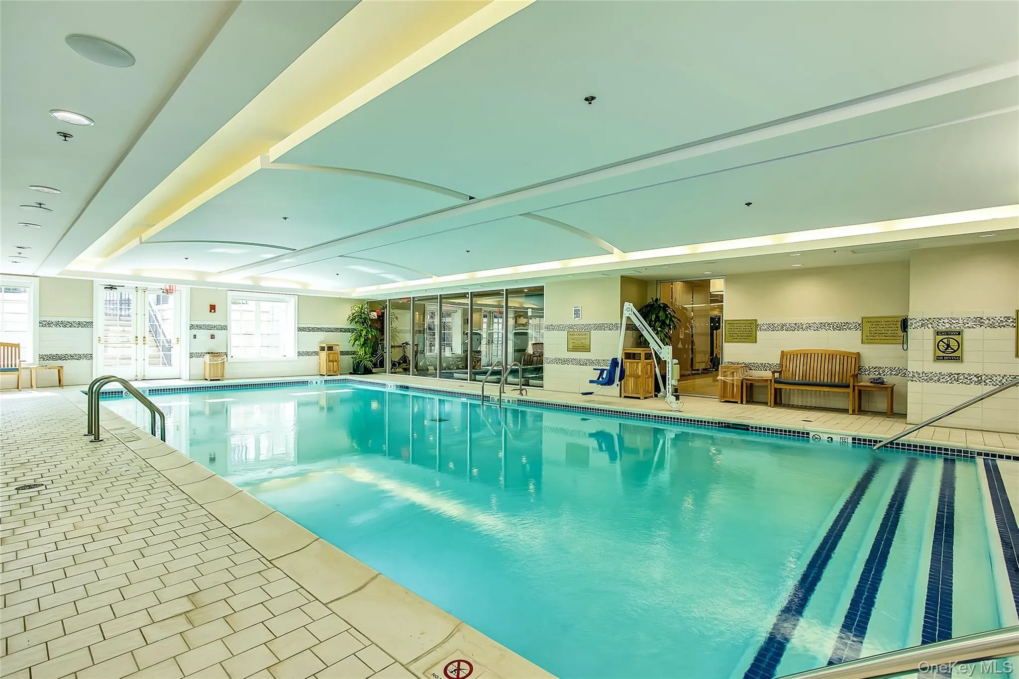 1000 Royal Court, North Hempstead, NY, 2 Bedrooms Bedrooms, 6 Rooms Rooms,2 BathroomsBathrooms,Residential,For Rent,Royal Court,0,1008342 1000 Royal Court, North Hempstead, NY, 2 Bedrooms Bedrooms, 6 Rooms Rooms,2 BathroomsBathrooms,Residential,For Rent,Royal Court,0,1008342