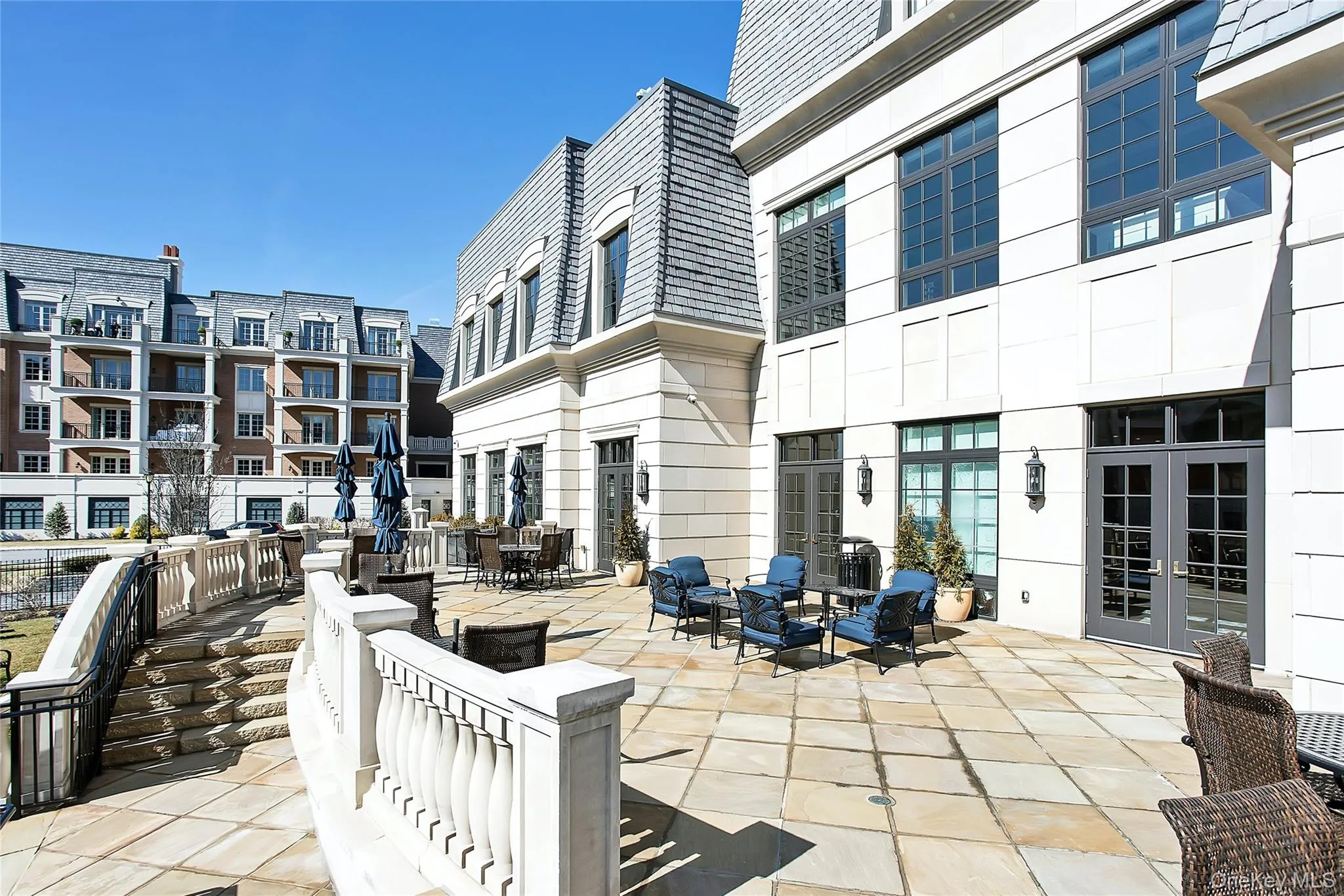 1000 Royal Court, North Hempstead, NY, 2 Bedrooms Bedrooms, 6 Rooms Rooms,2 BathroomsBathrooms,Residential,For Rent,Royal Court,0,1008342 1000 Royal Court, North Hempstead, NY, 2 Bedrooms Bedrooms, 6 Rooms Rooms,2 BathroomsBathrooms,Residential,For Rent,Royal Court,0,1008342