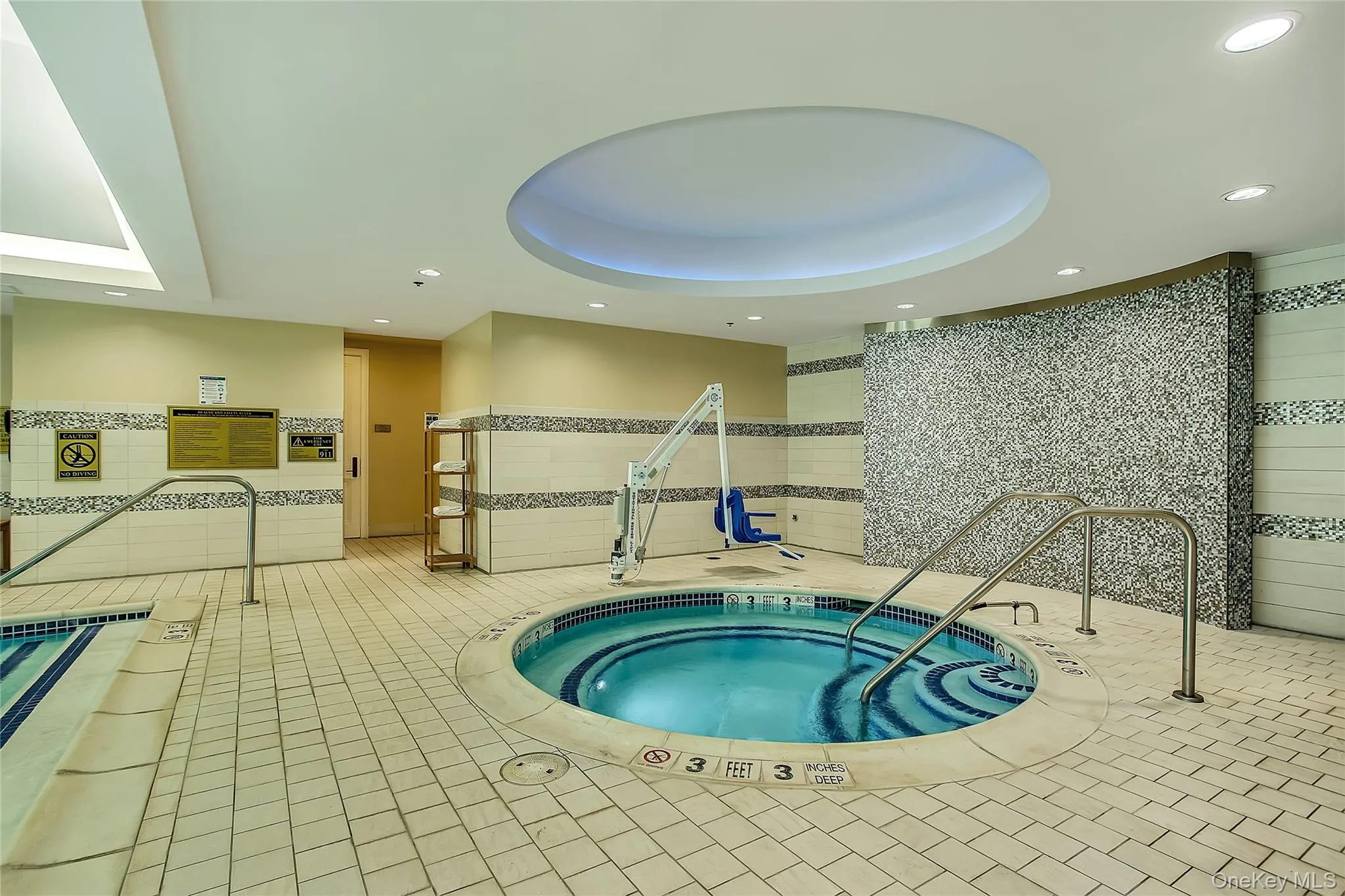 1000 Royal Court, North Hempstead, NY, 2 Bedrooms Bedrooms, 6 Rooms Rooms,2 BathroomsBathrooms,Residential,For Rent,Royal Court,0,1008342 1000 Royal Court, North Hempstead, NY, 2 Bedrooms Bedrooms, 6 Rooms Rooms,2 BathroomsBathrooms,Residential,For Rent,Royal Court,0,1008342