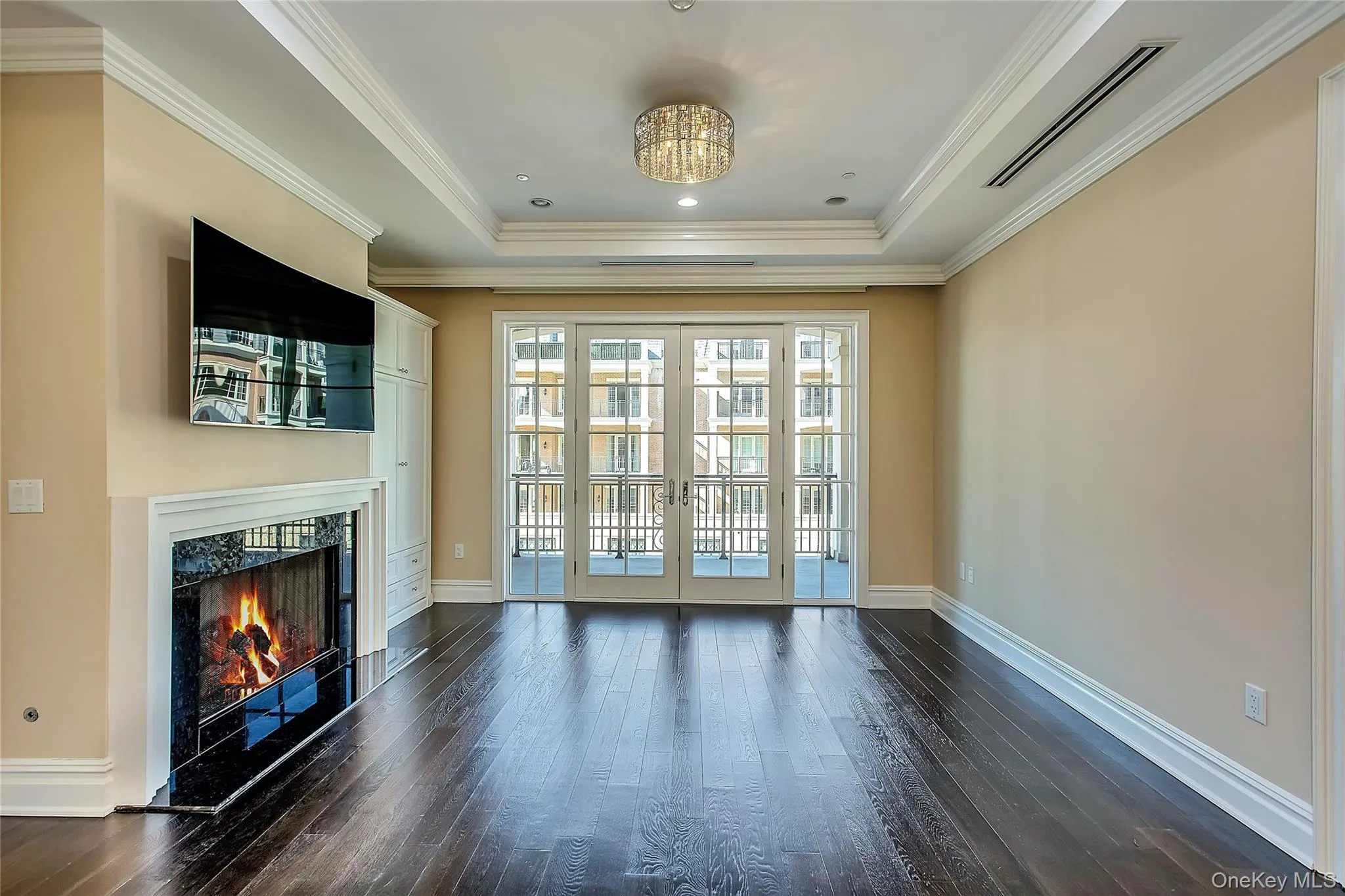 1000 Royal Court, North Hempstead, NY, 2 Bedrooms Bedrooms, 6 Rooms Rooms,2 BathroomsBathrooms,Residential,For Rent,Royal Court,0,1008342 1000 Royal Court, North Hempstead, NY, 2 Bedrooms Bedrooms, 6 Rooms Rooms,2 BathroomsBathrooms,Residential,For Rent,Royal Court,0,1008342